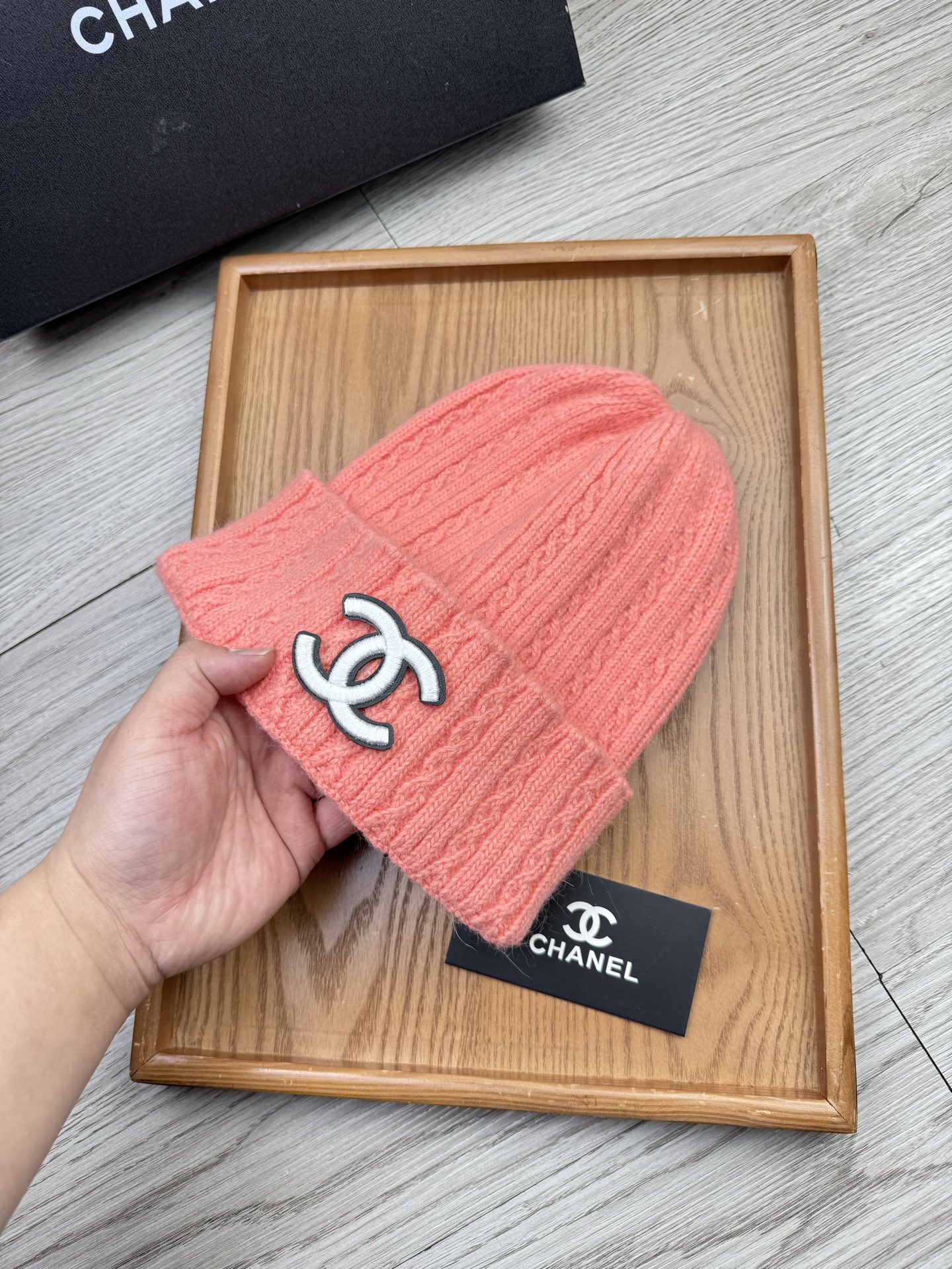 。C家。福利！【细毛线针织单帽】新款上架，特别实惠的一个系列帽子，面料：细毛线。密度紧致！毛线针织面料手