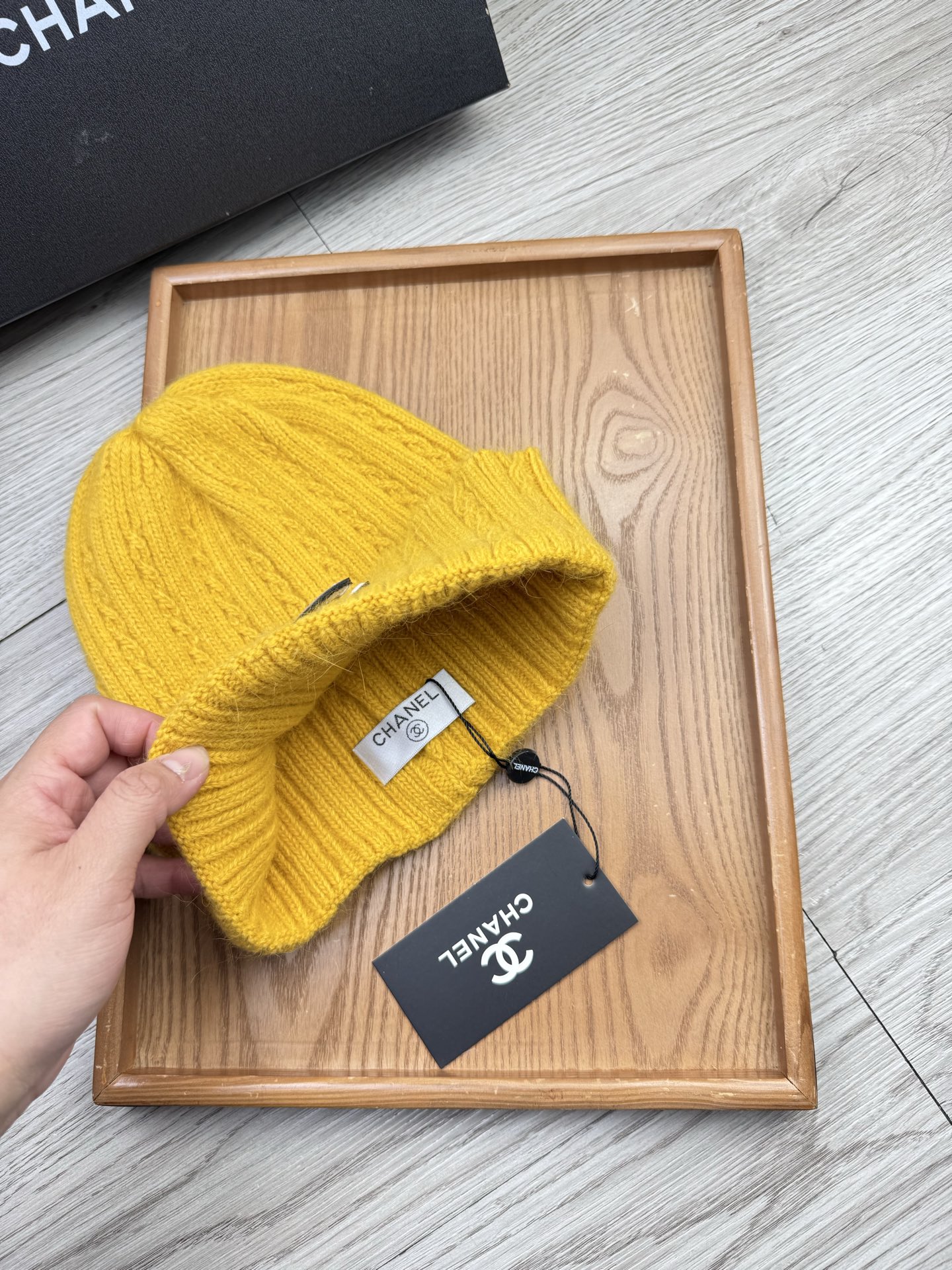 。C家。福利！【细毛线针织单帽】新款上架，特别实惠的一个系列帽子，面料：细毛线。密度紧致！毛线针织面料手