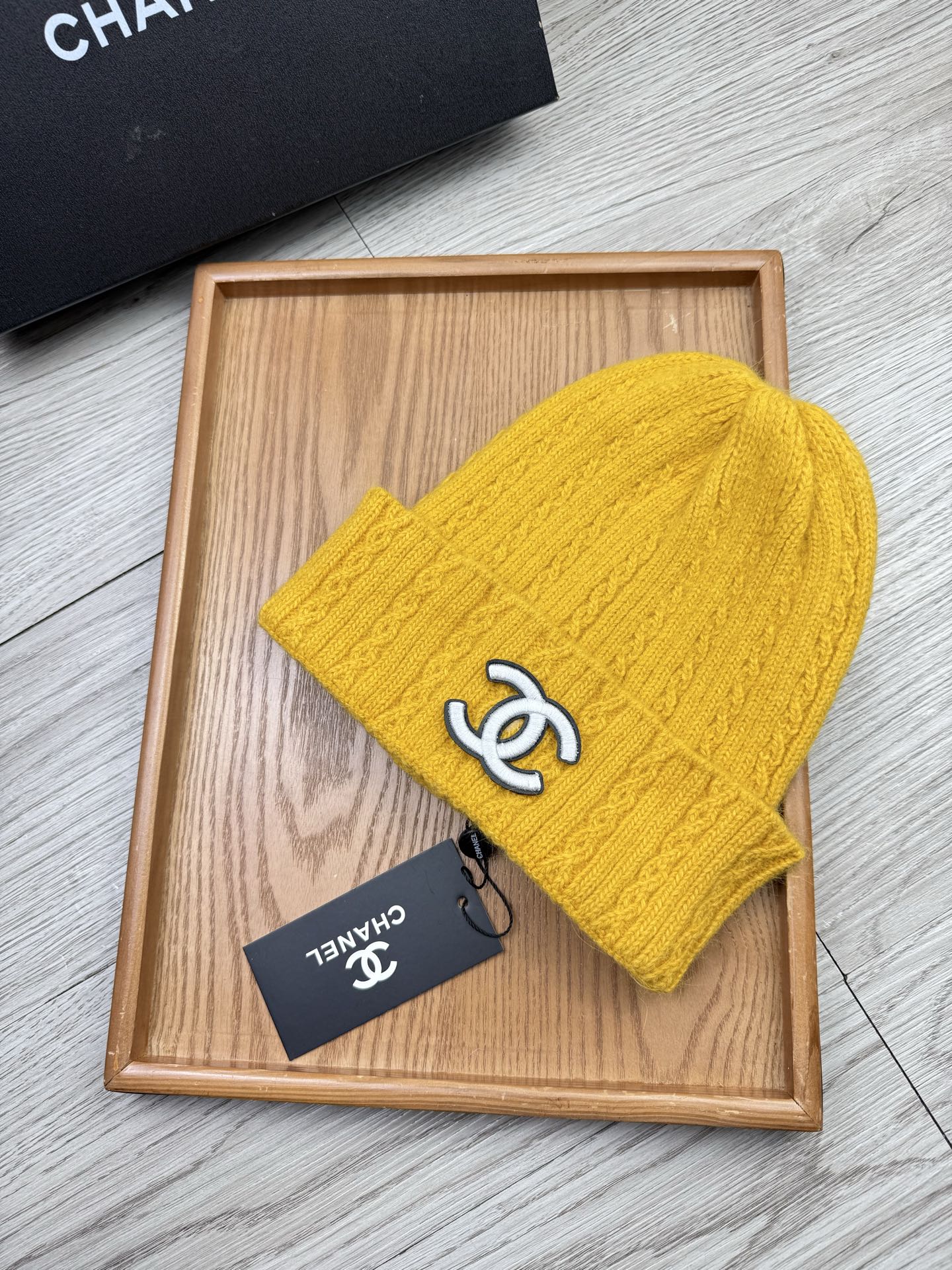 。C家。福利！【细毛线针织单帽】新款上架，特别实惠的一个系列帽子，面料：细毛线。密度紧致！毛线针织面料手