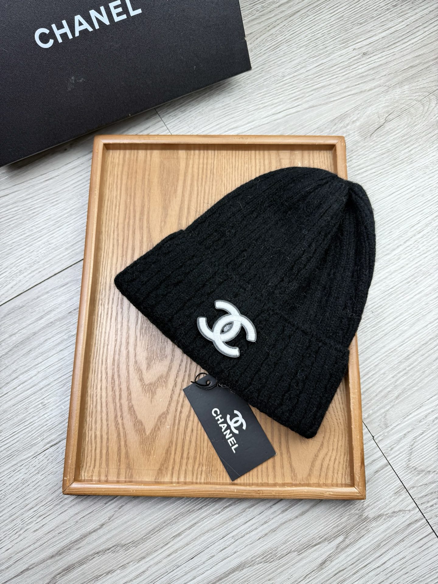 。C家。福利！【细毛线针织单帽】新款上架，特别实惠的一个系列帽子，面料：细毛线。密度紧致！毛线针织面料手