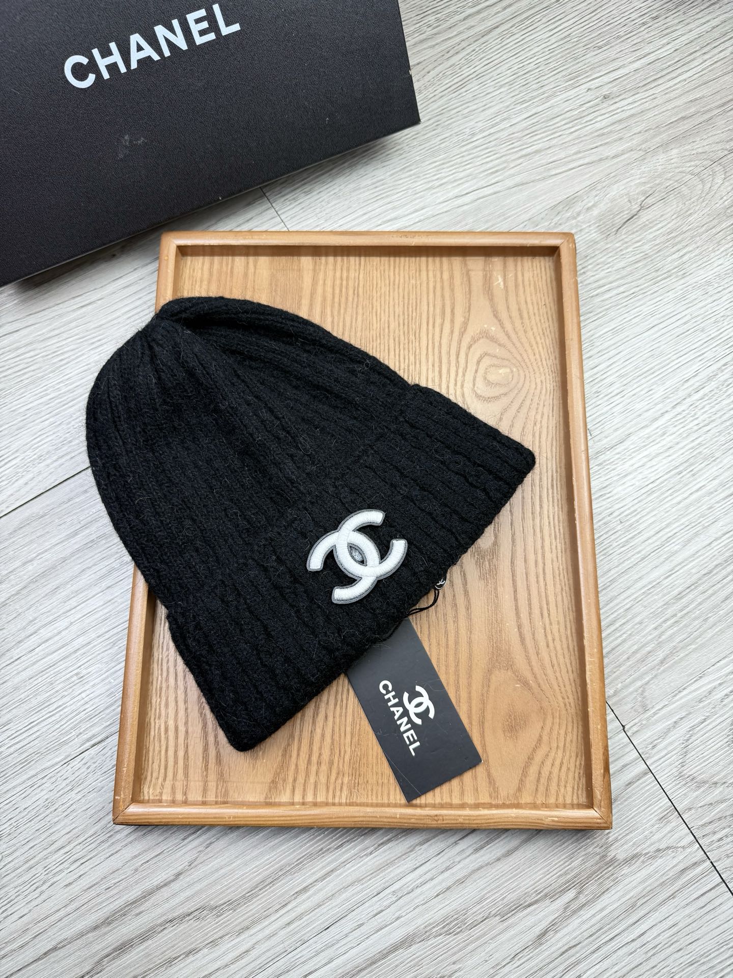 。C家。福利！【细毛线针织单帽】新款上架，特别实惠的一个系列帽子，面料：细毛线。密度紧致！毛线针织面料手