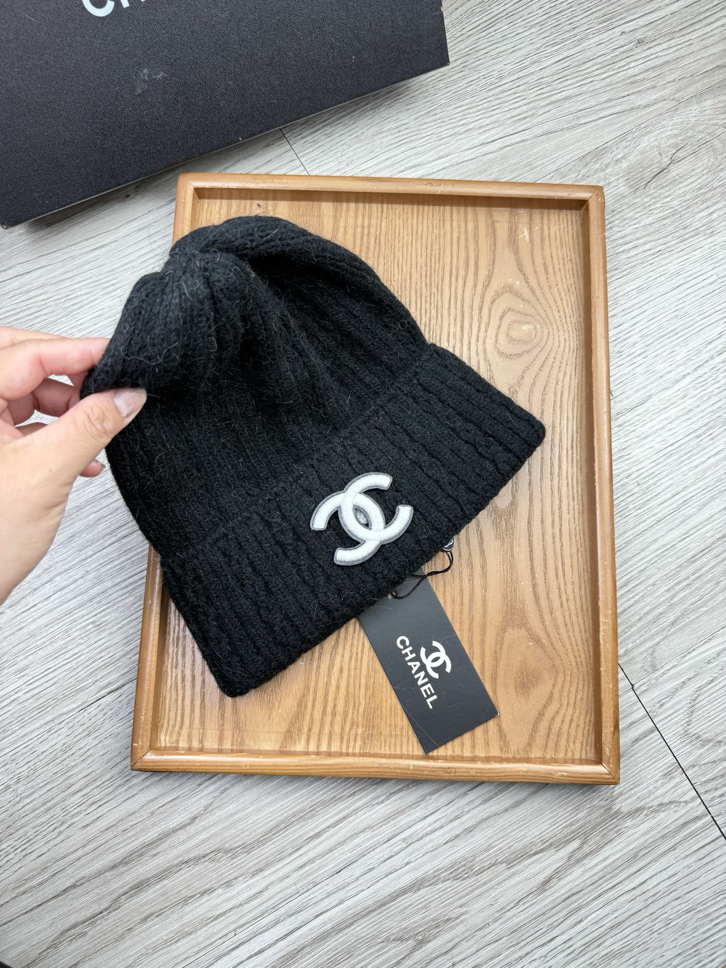 。C家。福利！【细毛线针织单帽】新款上架，特别实惠的一个系列帽子，面料：细毛线。密度紧致！毛线针织面料手