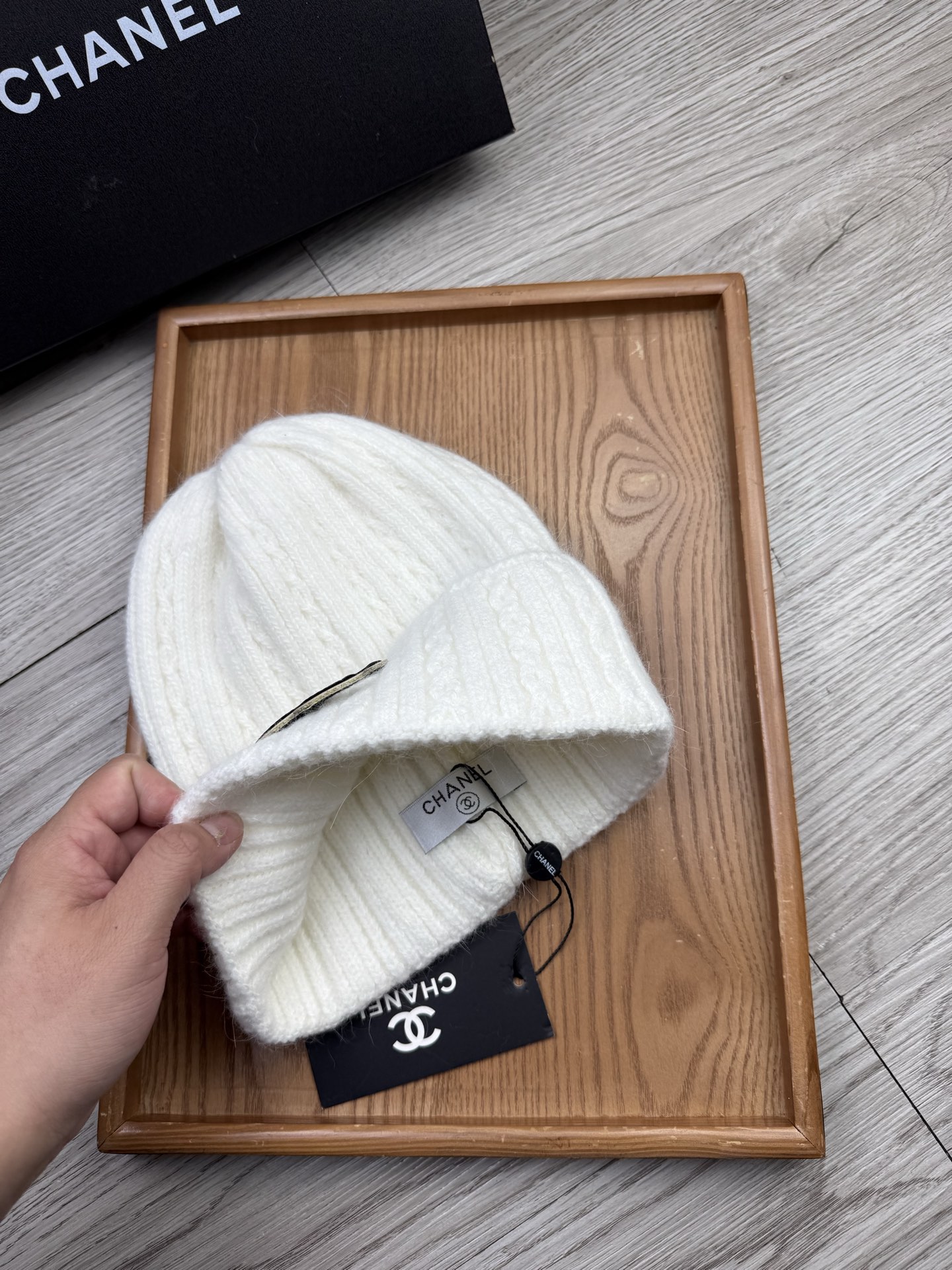 。C家。福利！【细毛线针织单帽】新款上架，特别实惠的一个系列帽子，面料：细毛线。密度紧致！毛线针织面料手