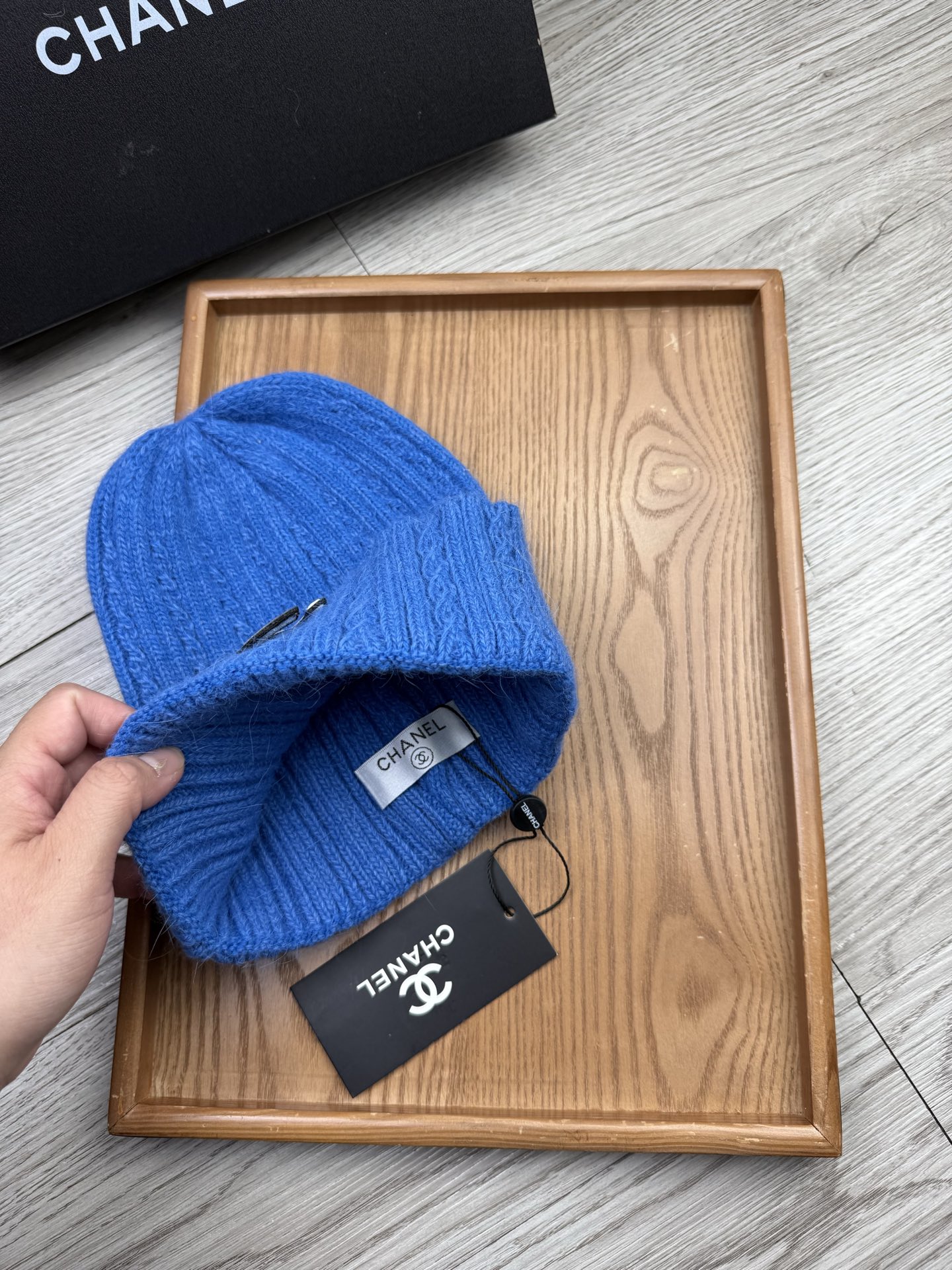 。C家。福利！【细毛线针织单帽】新款上架，特别实惠的一个系列帽子，面料：细毛线。密度紧致！毛线针织面料手