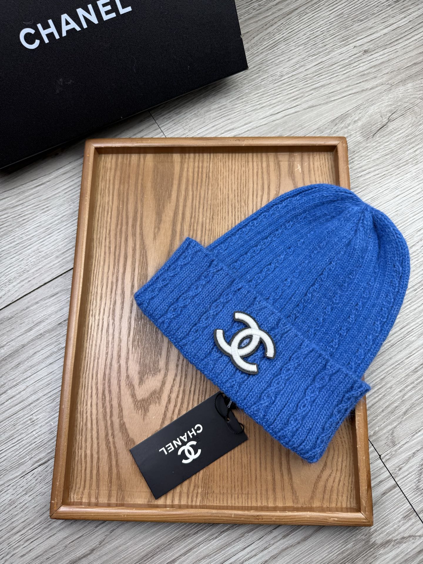 。C家。福利！【细毛线针织单帽】新款上架，特别实惠的一个系列帽子，面料：细毛线。密度紧致！毛线针织面料手