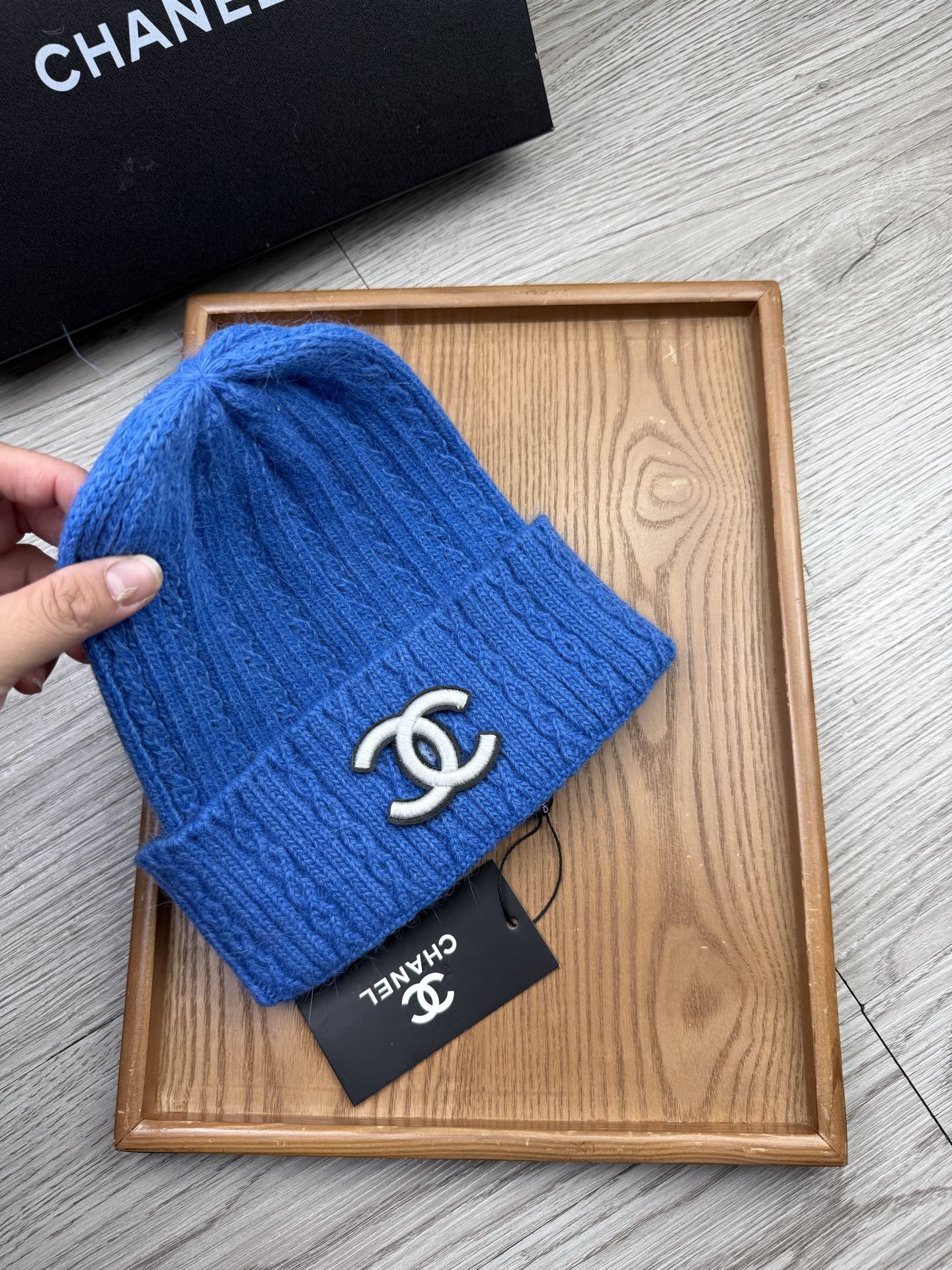 。C家。福利！【细毛线针织单帽】新款上架，特别实惠的一个系列帽子，面料：细毛线。密度紧致！毛线针织面料手