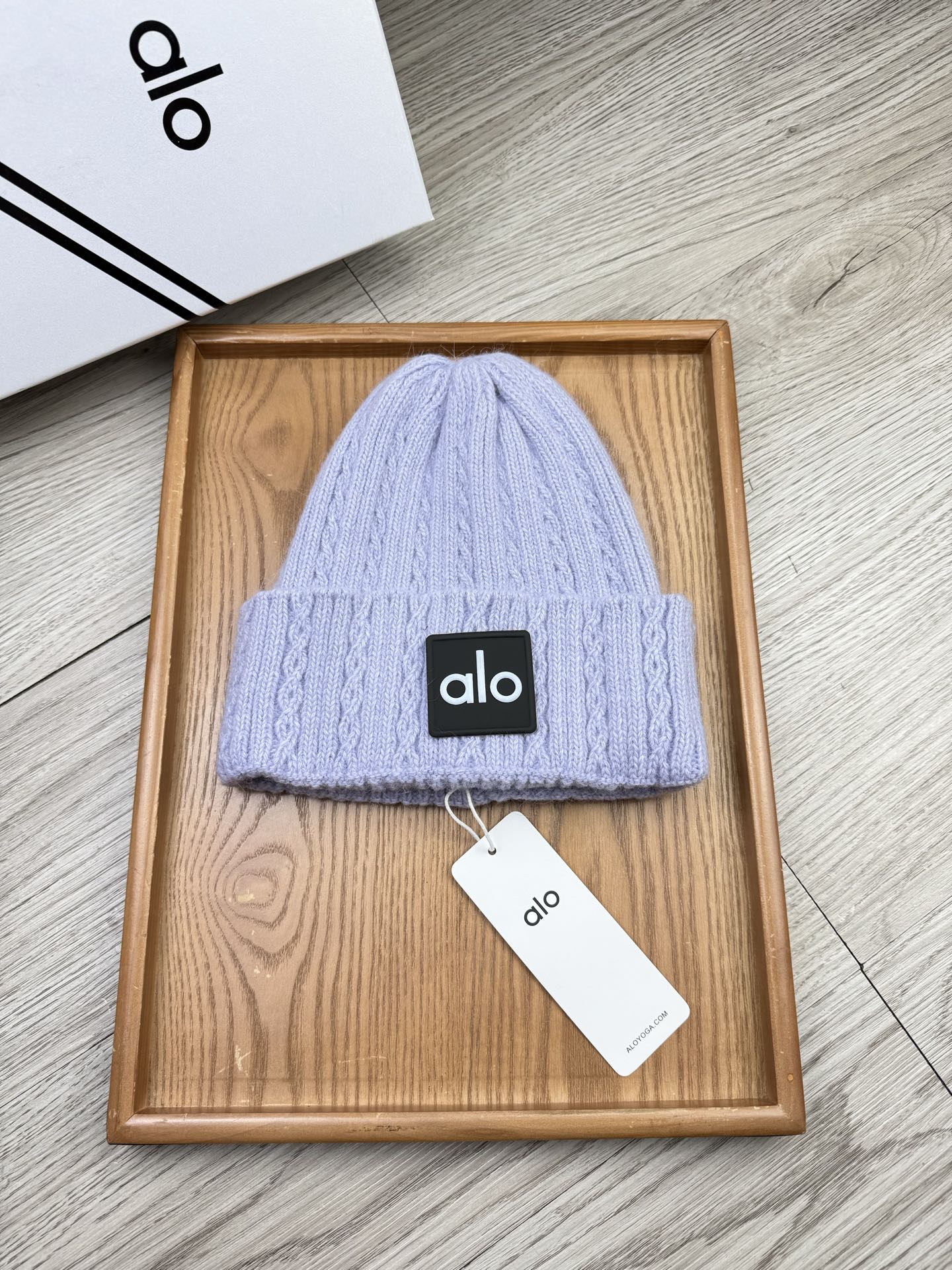 。AL0。福利！【细毛线针织单帽】新款上架，特别实惠的一个系列帽子，面料：细毛线。密度紧致！毛线针织面料