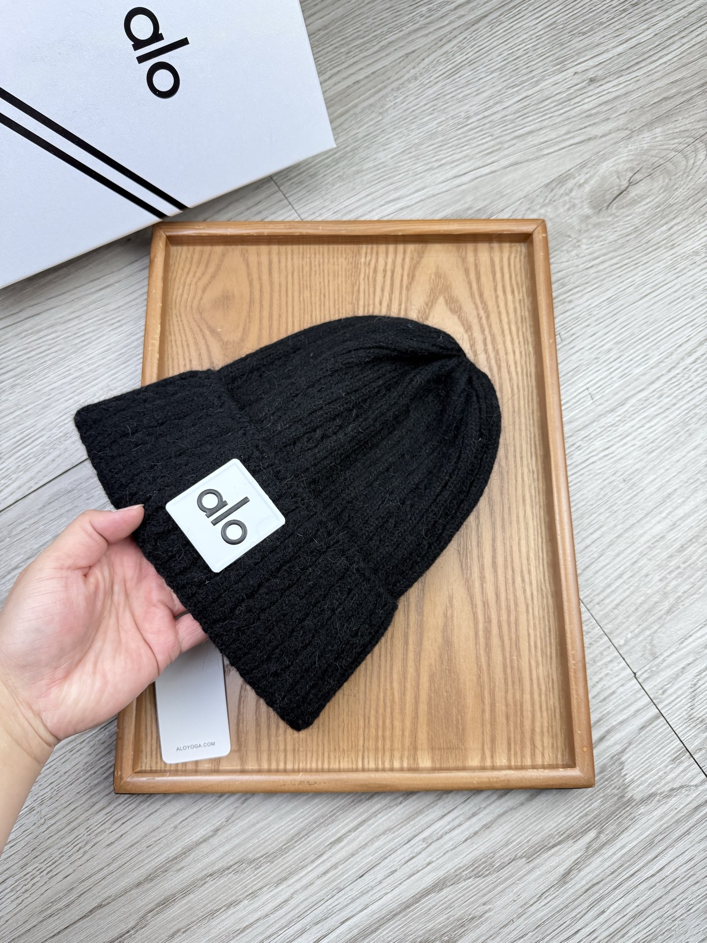 。AL0。福利！【细毛线针织单帽】新款上架，特别实惠的一个系列帽子，面料：细毛线。密度紧致！毛线针织面料