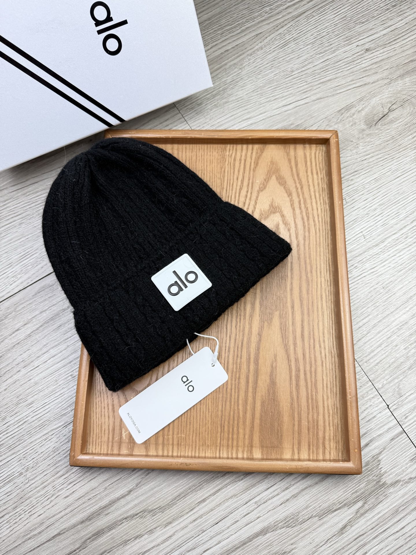 。AL0。福利！【细毛线针织单帽】新款上架，特别实惠的一个系列帽子，面料：细毛线。密度紧致！毛线针织面料