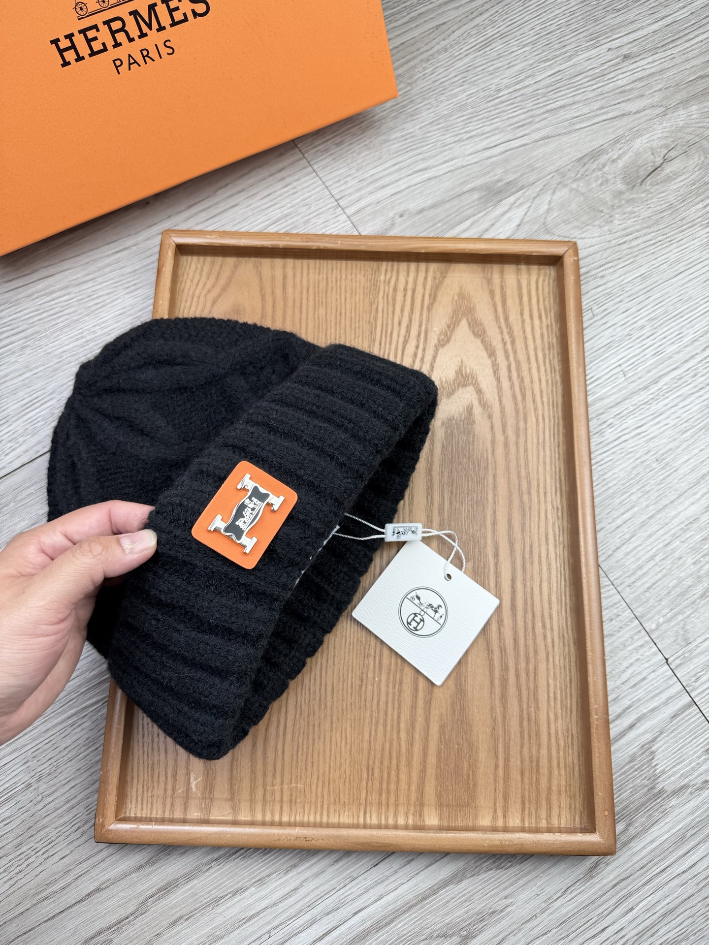 。H家。福利！【细毛线针织单帽】新款上架，特别实惠的一个系列帽子，面料：细毛线。密度紧致！毛线针织面料手