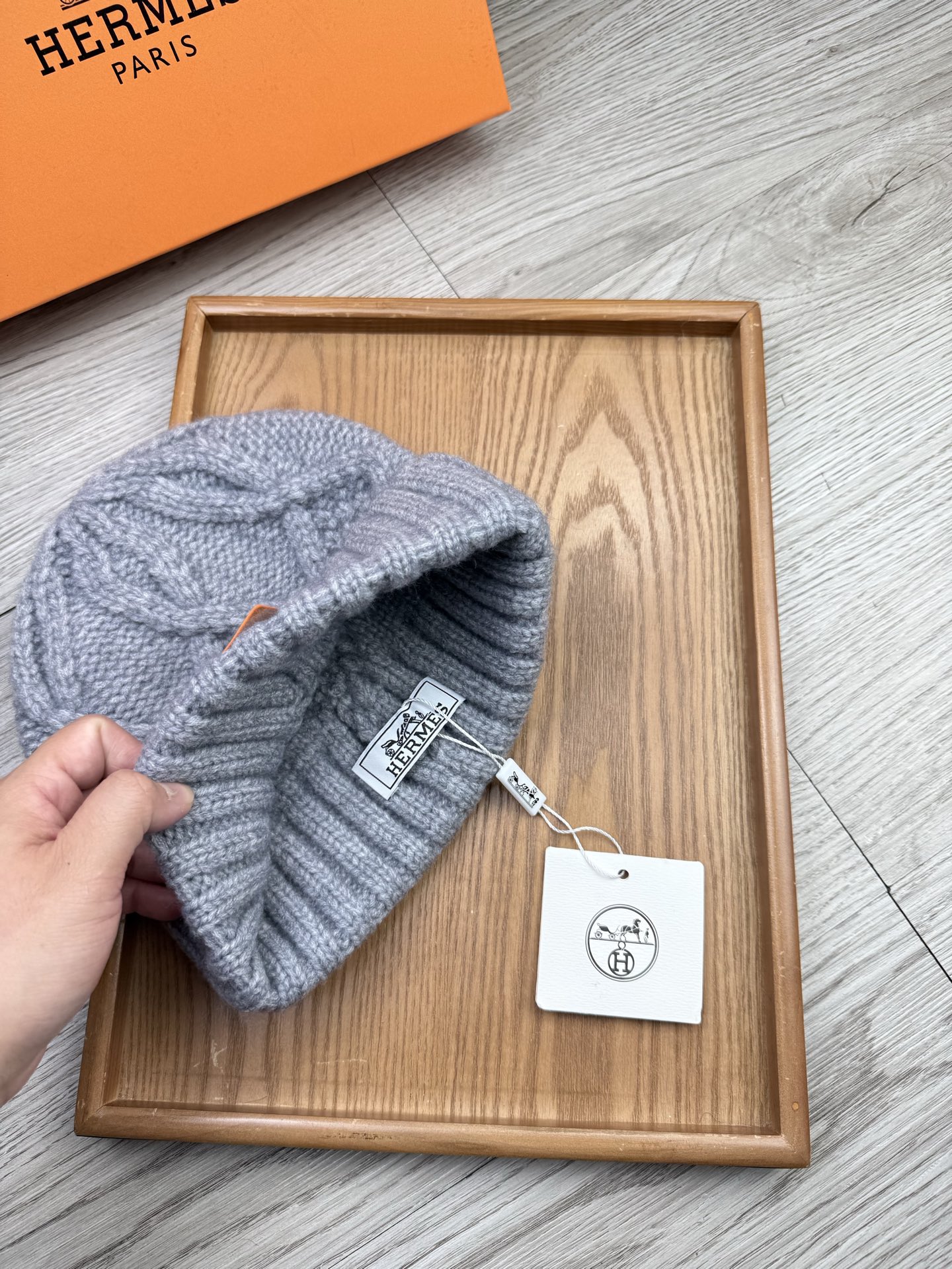 。H家。福利！【细毛线针织单帽】新款上架，特别实惠的一个系列帽子，面料：细毛线。密度紧致！毛线针织面料手