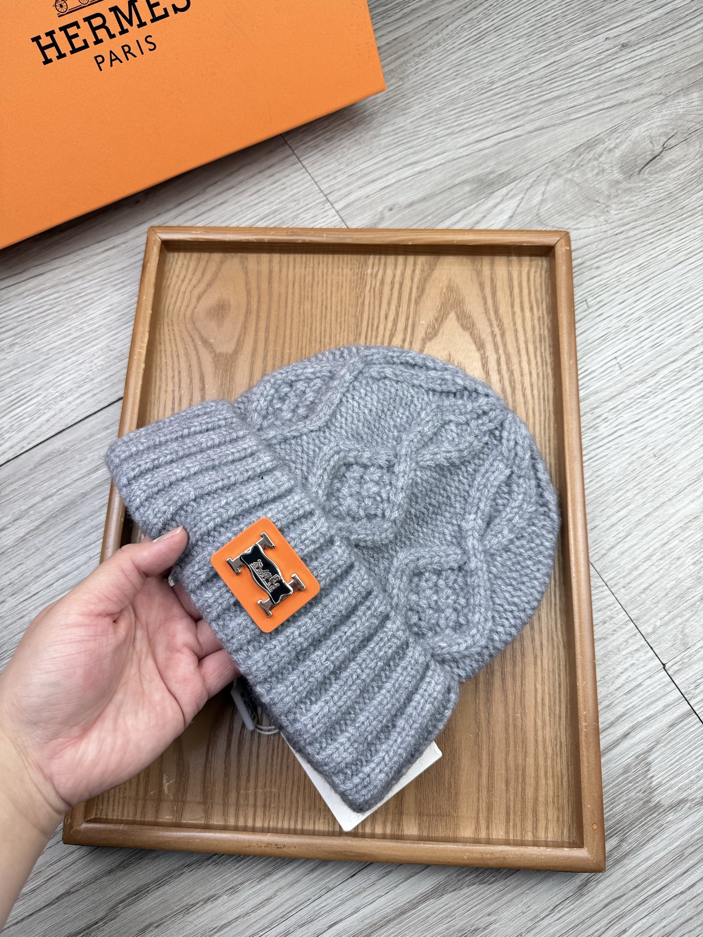 。H家。福利！【细毛线针织单帽】新款上架，特别实惠的一个系列帽子，面料：细毛线。密度紧致！毛线针织面料手