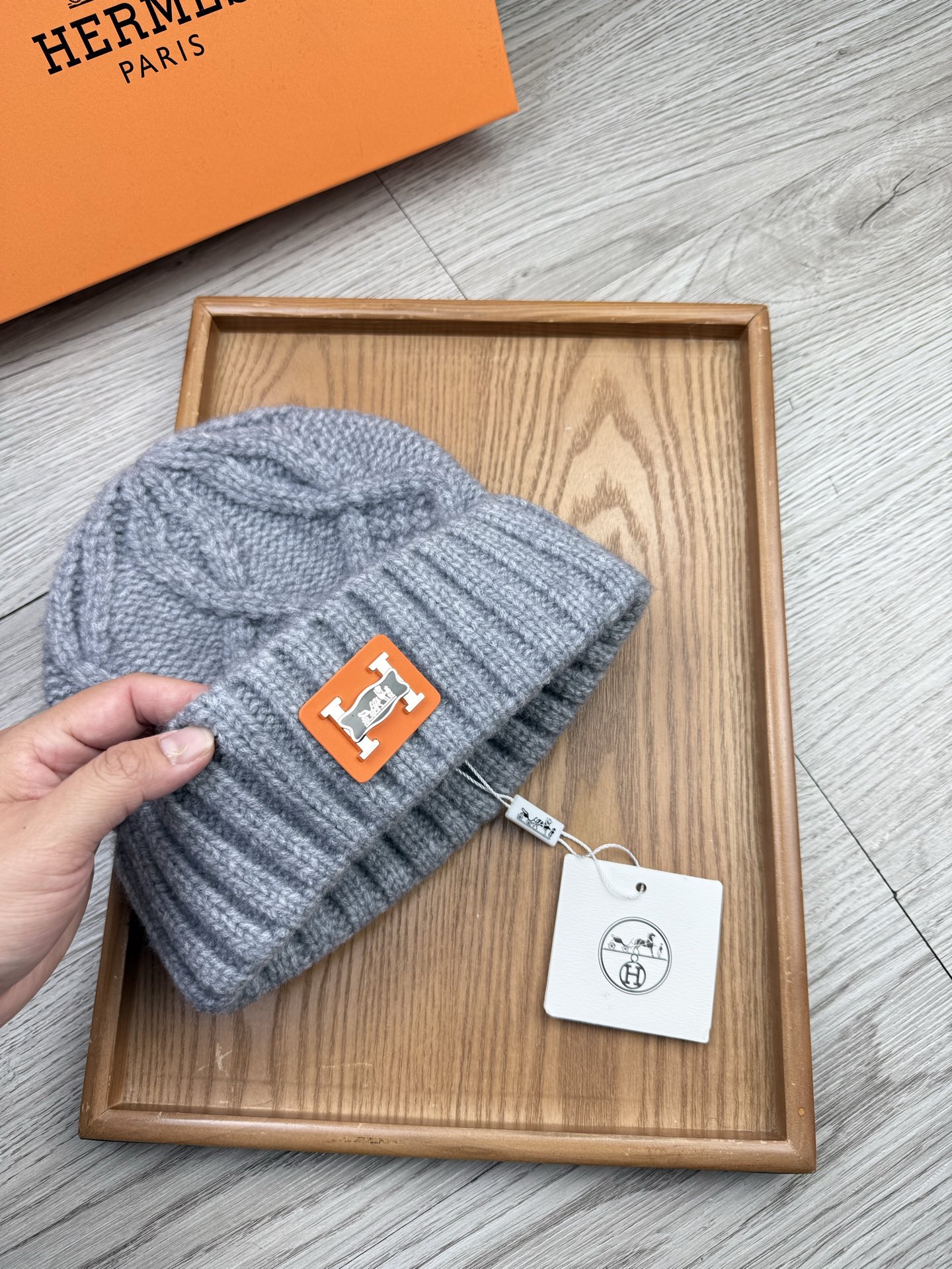 。H家。福利！【细毛线针织单帽】新款上架，特别实惠的一个系列帽子，面料：细毛线。密度紧致！毛线针织面料手