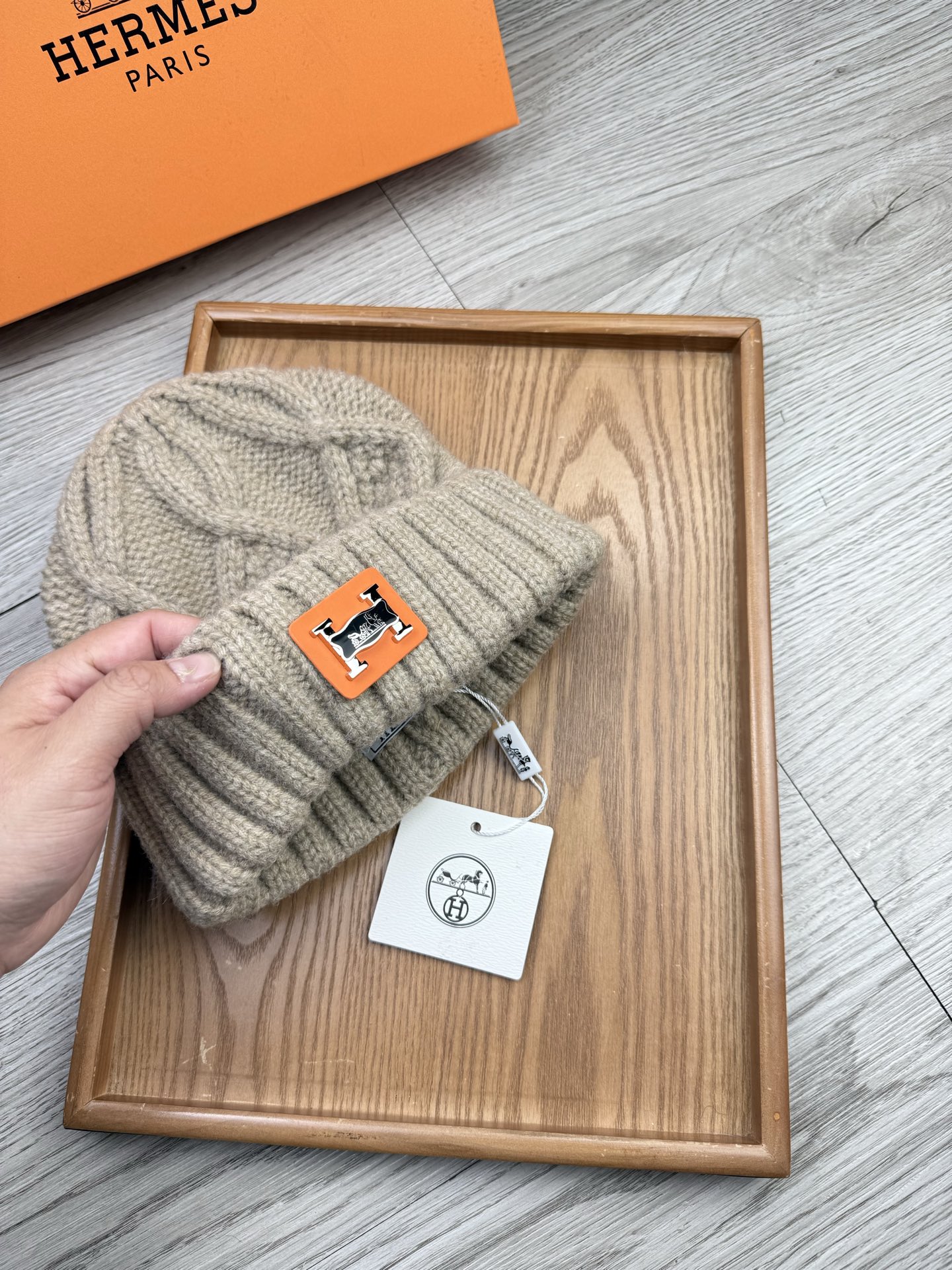 。H家。福利！【细毛线针织单帽】新款上架，特别实惠的一个系列帽子，面料：细毛线。密度紧致！毛线针织面料手