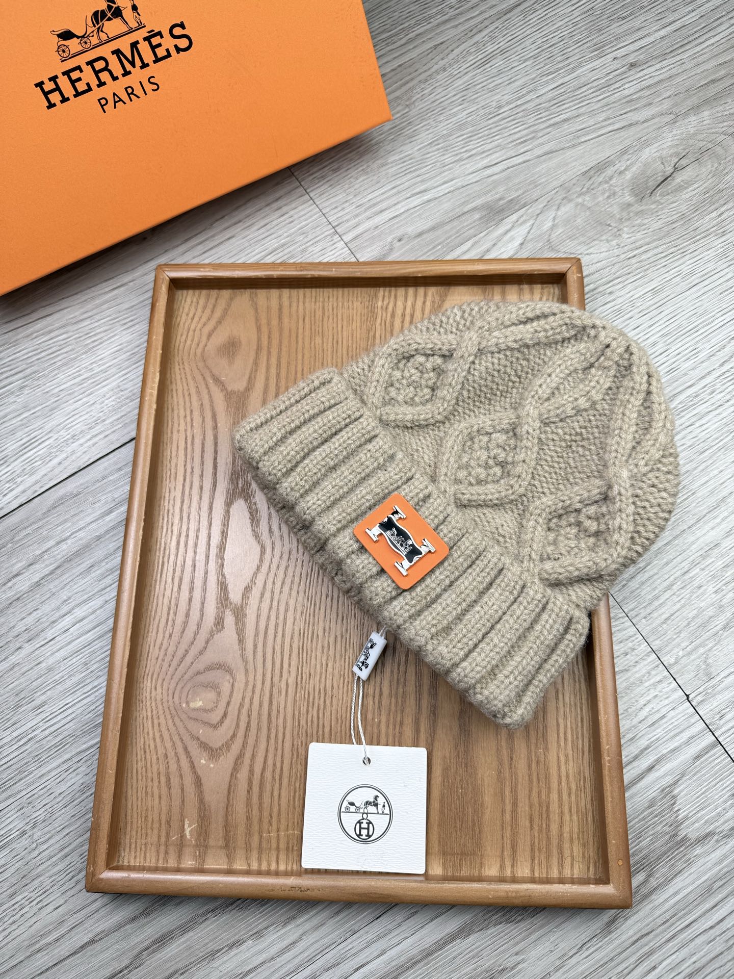 。H家。福利！【细毛线针织单帽】新款上架，特别实惠的一个系列帽子，面料：细毛线。密度紧致！毛线针织面料手