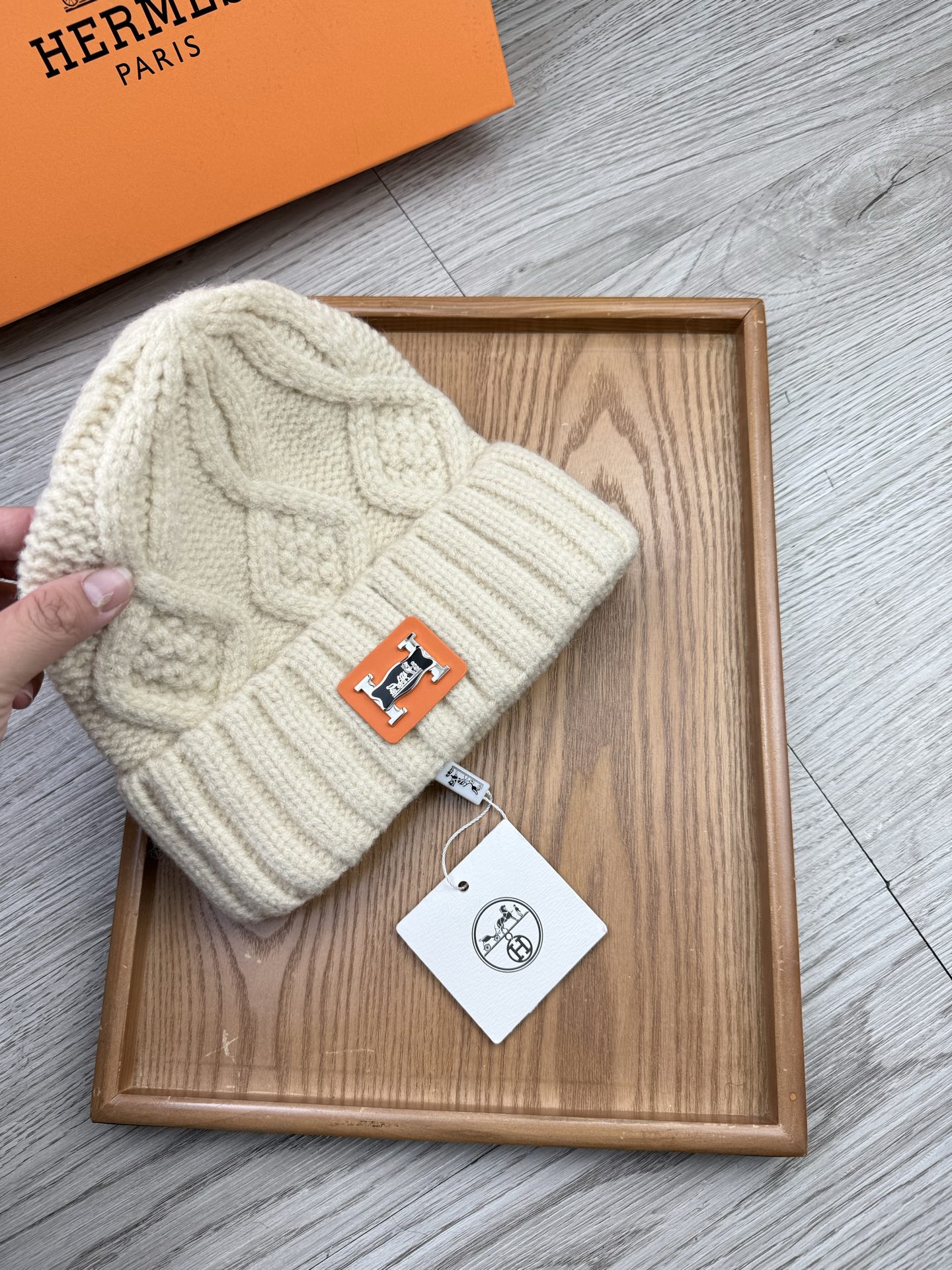 。H家。福利！【细毛线针织单帽】新款上架，特别实惠的一个系列帽子，面料：细毛线。密度紧致！毛线针织面料手