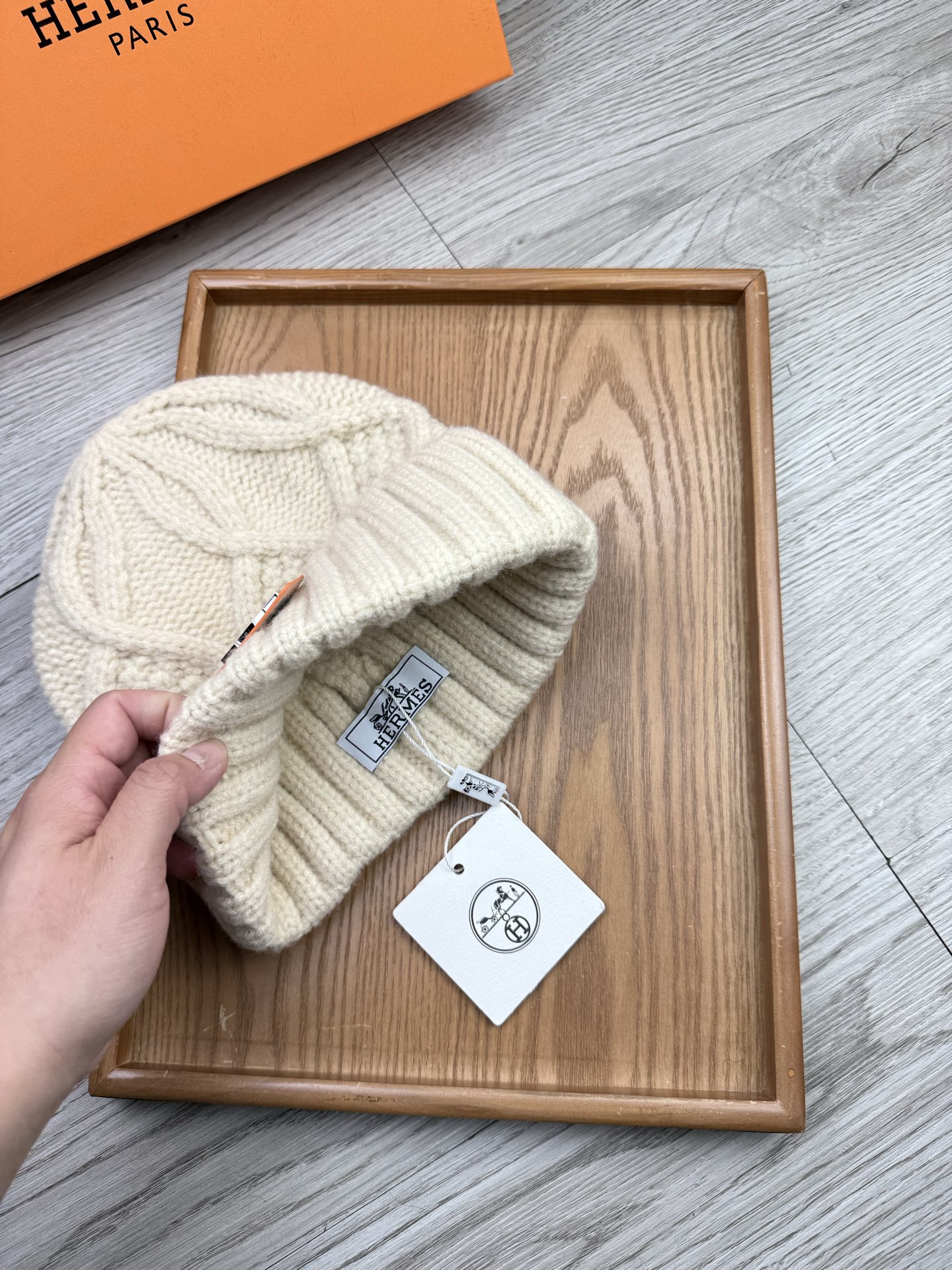 。H家。福利！【细毛线针织单帽】新款上架，特别实惠的一个系列帽子，面料：细毛线。密度紧致！毛线针织面料手