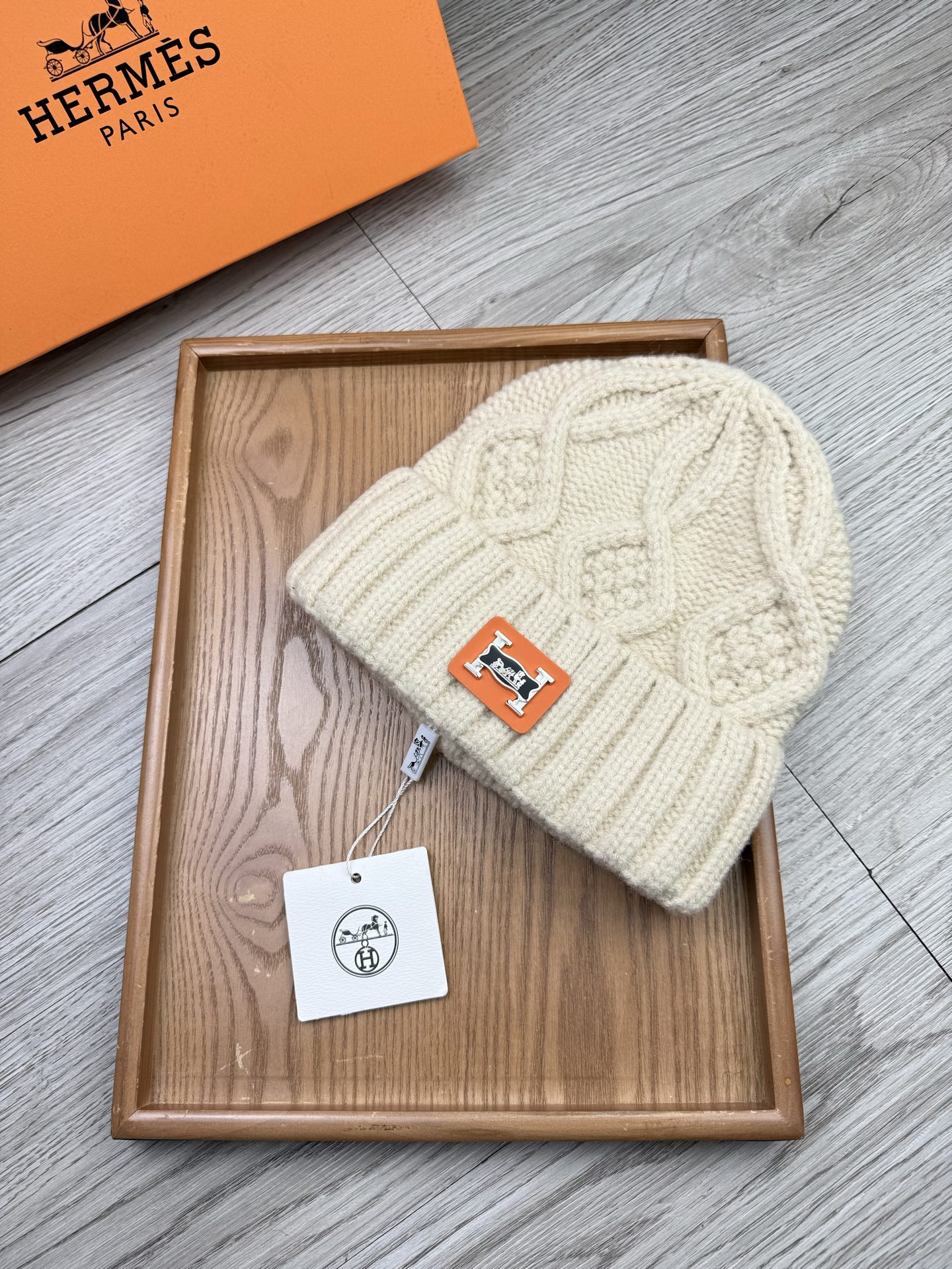 。H家。福利！【细毛线针织单帽】新款上架，特别实惠的一个系列帽子，面料：细毛线。密度紧致！毛线针织面料手