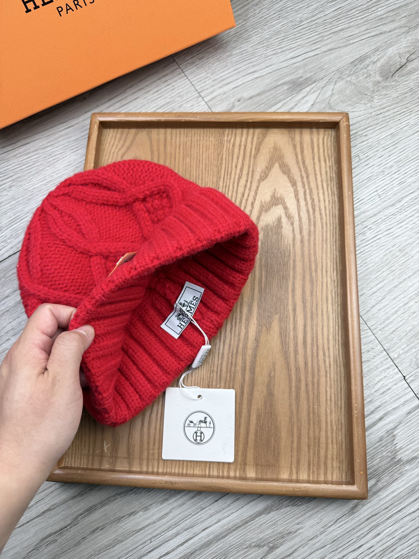 。H家。福利！【细毛线针织单帽】新款上架，特别实惠的一个系列帽子，面料：细毛线。密度紧致！毛线针织面料手