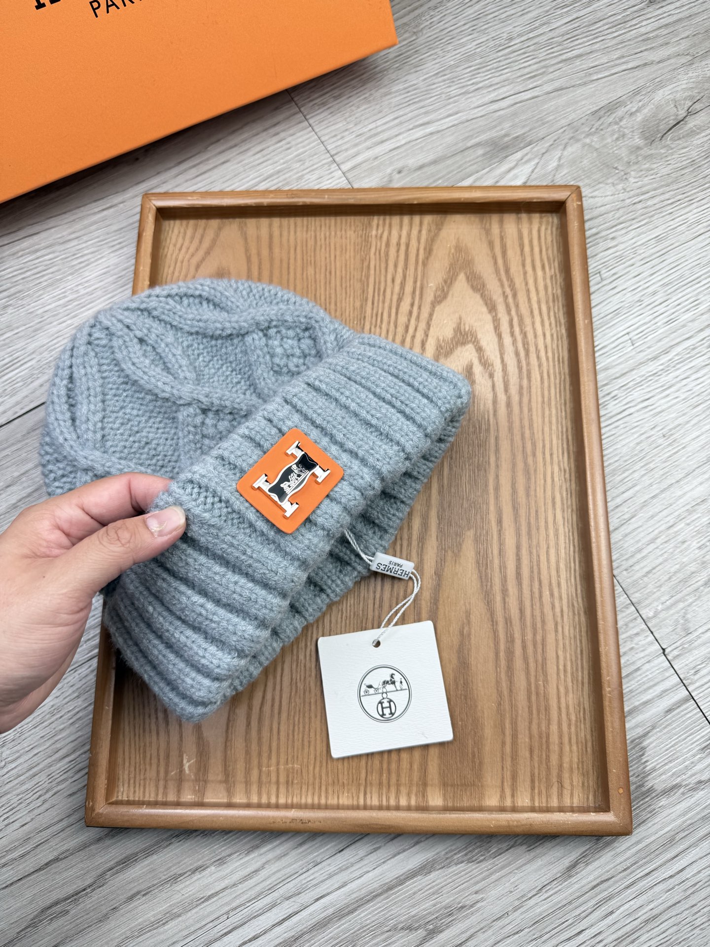 。H家。福利！【细毛线针织单帽】新款上架，特别实惠的一个系列帽子，面料：细毛线。密度紧致！毛线针织面料手