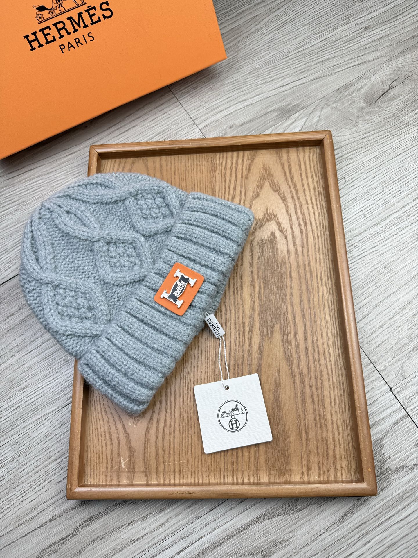 。H家。福利！【细毛线针织单帽】新款上架，特别实惠的一个系列帽子，面料：细毛线。密度紧致！毛线针织面料手