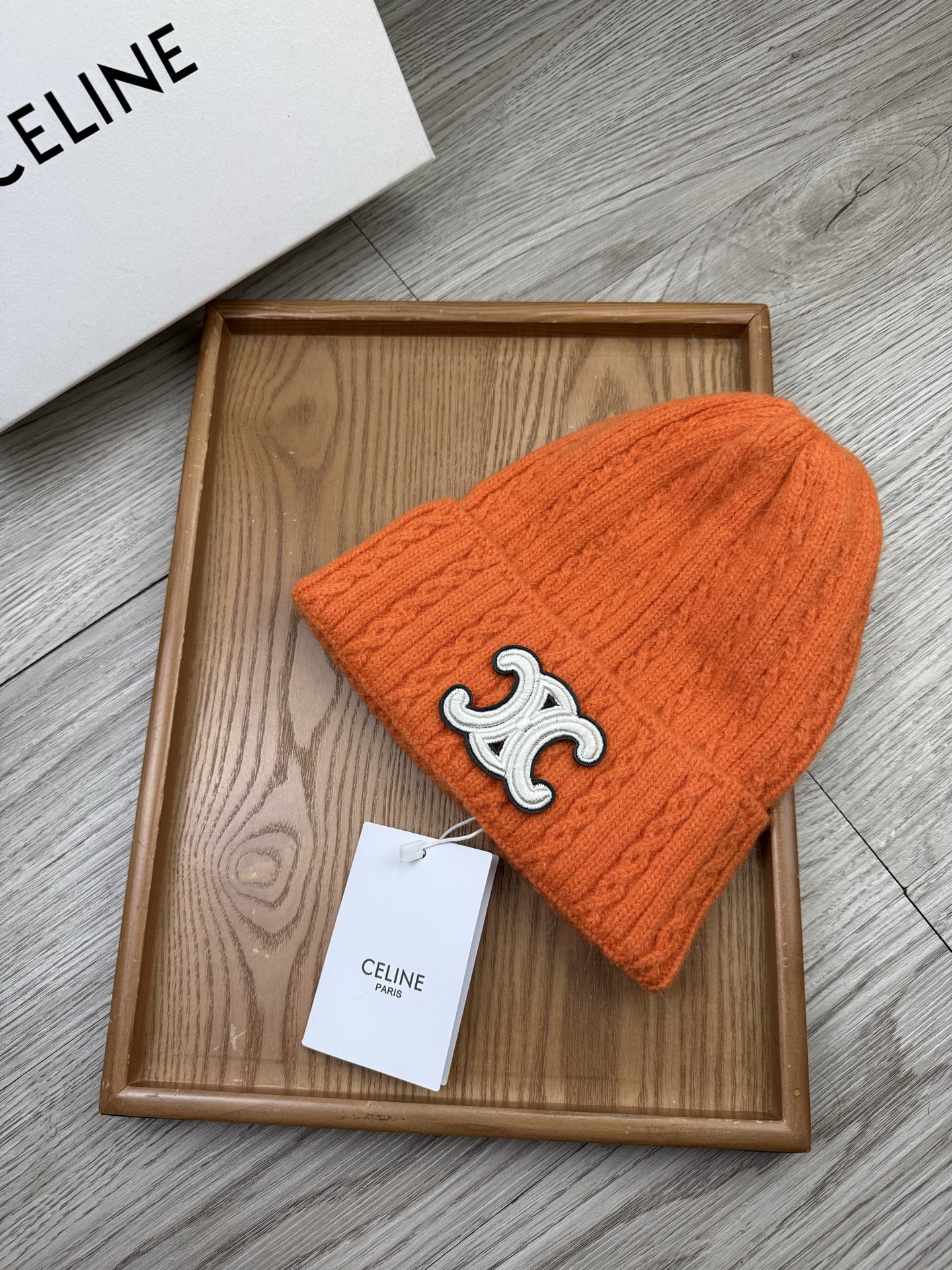 。赛琳。福利！【细毛线针织单帽】新款上架，特别实惠的一个系列帽子，面料：细毛线。密度紧致！毛线针织面料手