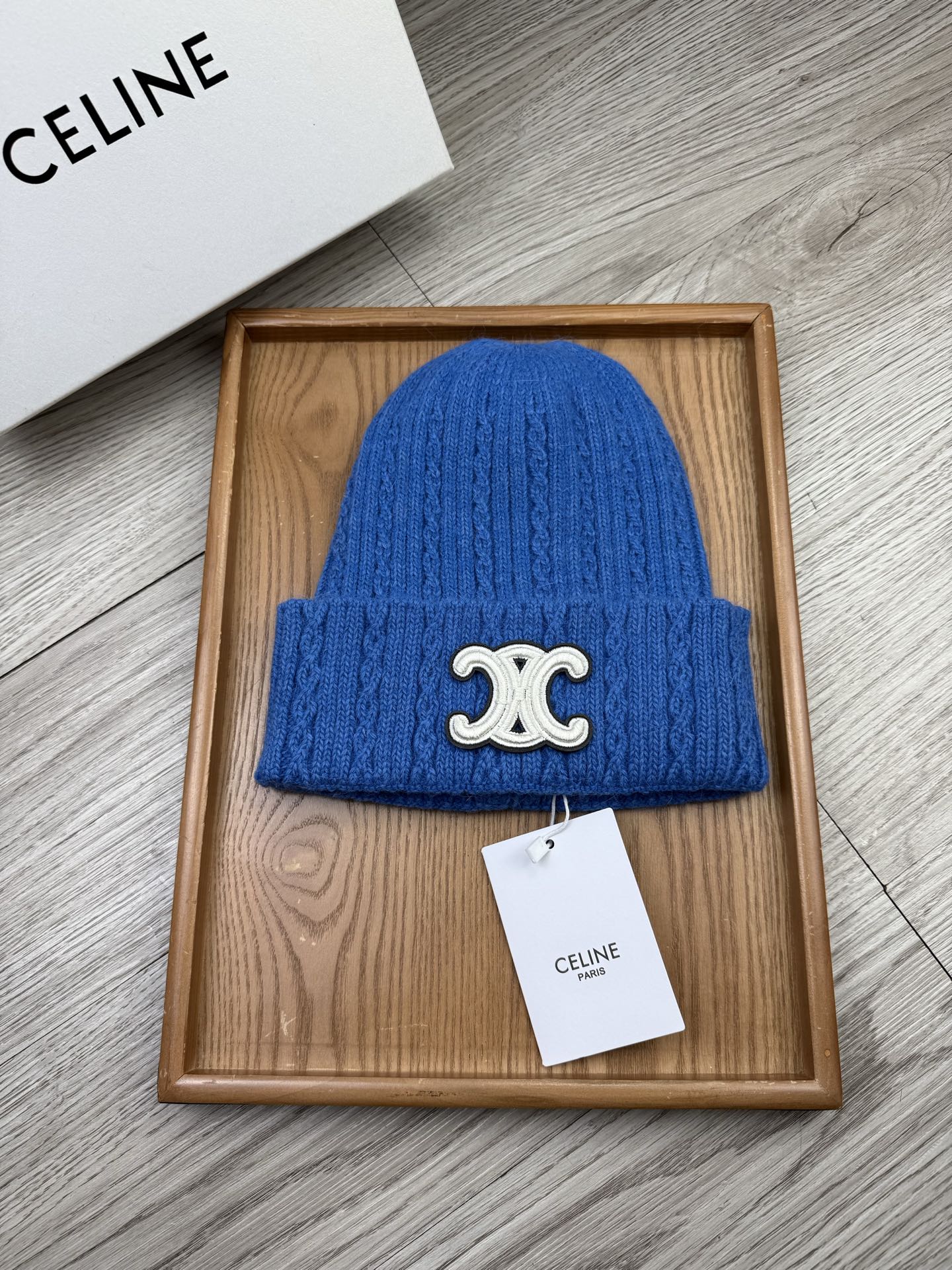 。赛琳。福利！【细毛线针织单帽】新款上架，特别实惠的一个系列帽子，面料：细毛线。密度紧致！毛线针织面料手