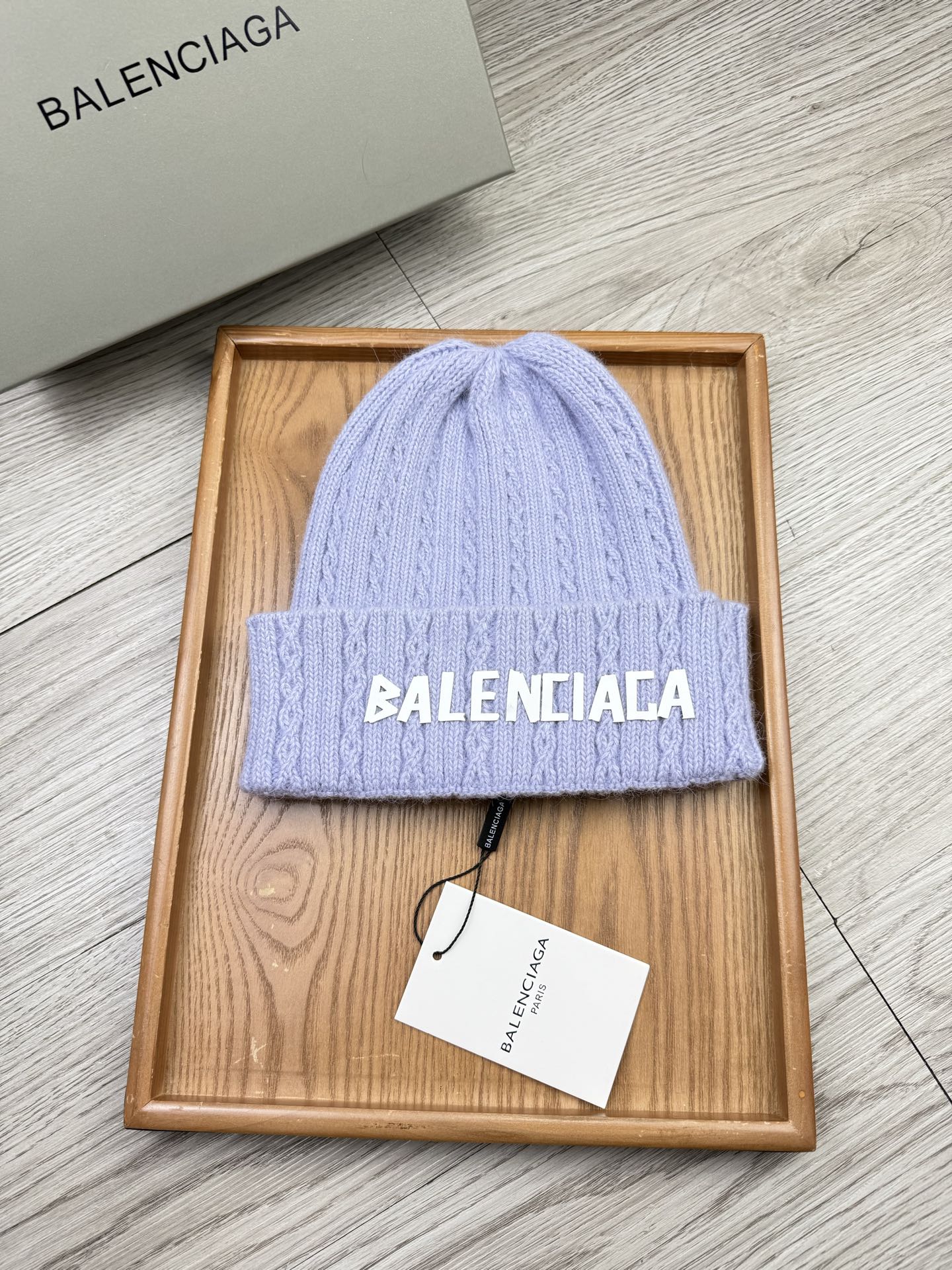 。巴黎世家。福利！【细毛线针织单帽】新款上架，特别实惠的一个系列帽子，面料：细毛线。密度紧致！毛线针织面