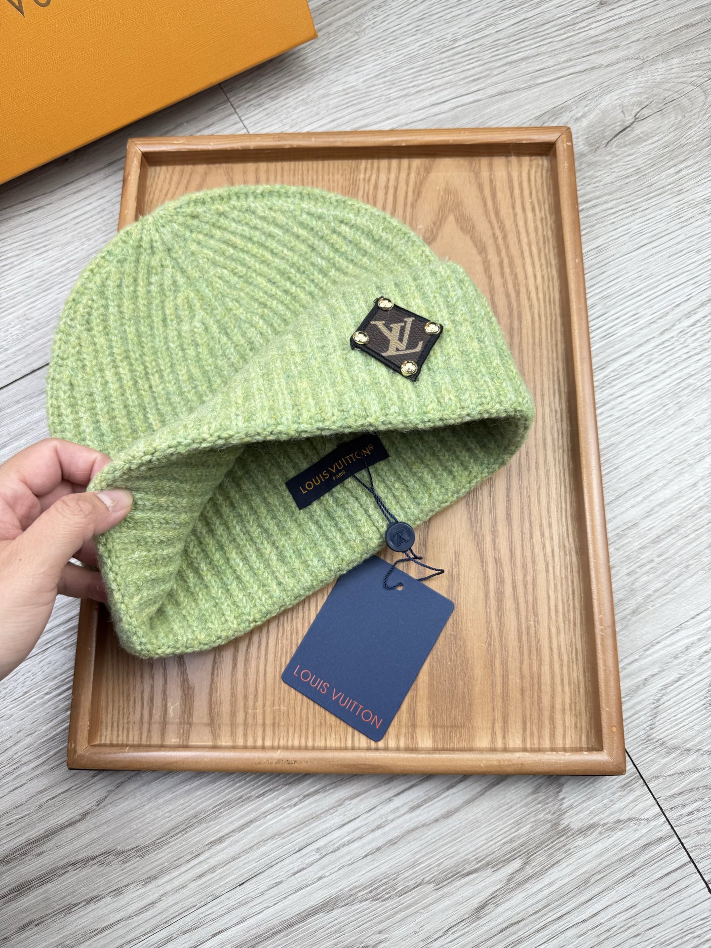 。L家。福利！【细毛线针织单帽】新款上架，特别实惠的一个系列帽子，面料：细毛线。密度紧致！毛线针织面料手