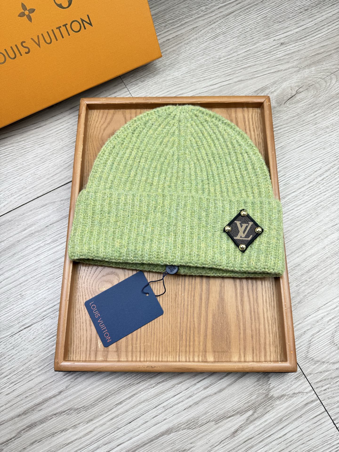 。L家。福利！【细毛线针织单帽】新款上架，特别实惠的一个系列帽子，面料：细毛线。密度紧致！毛线针织面料手