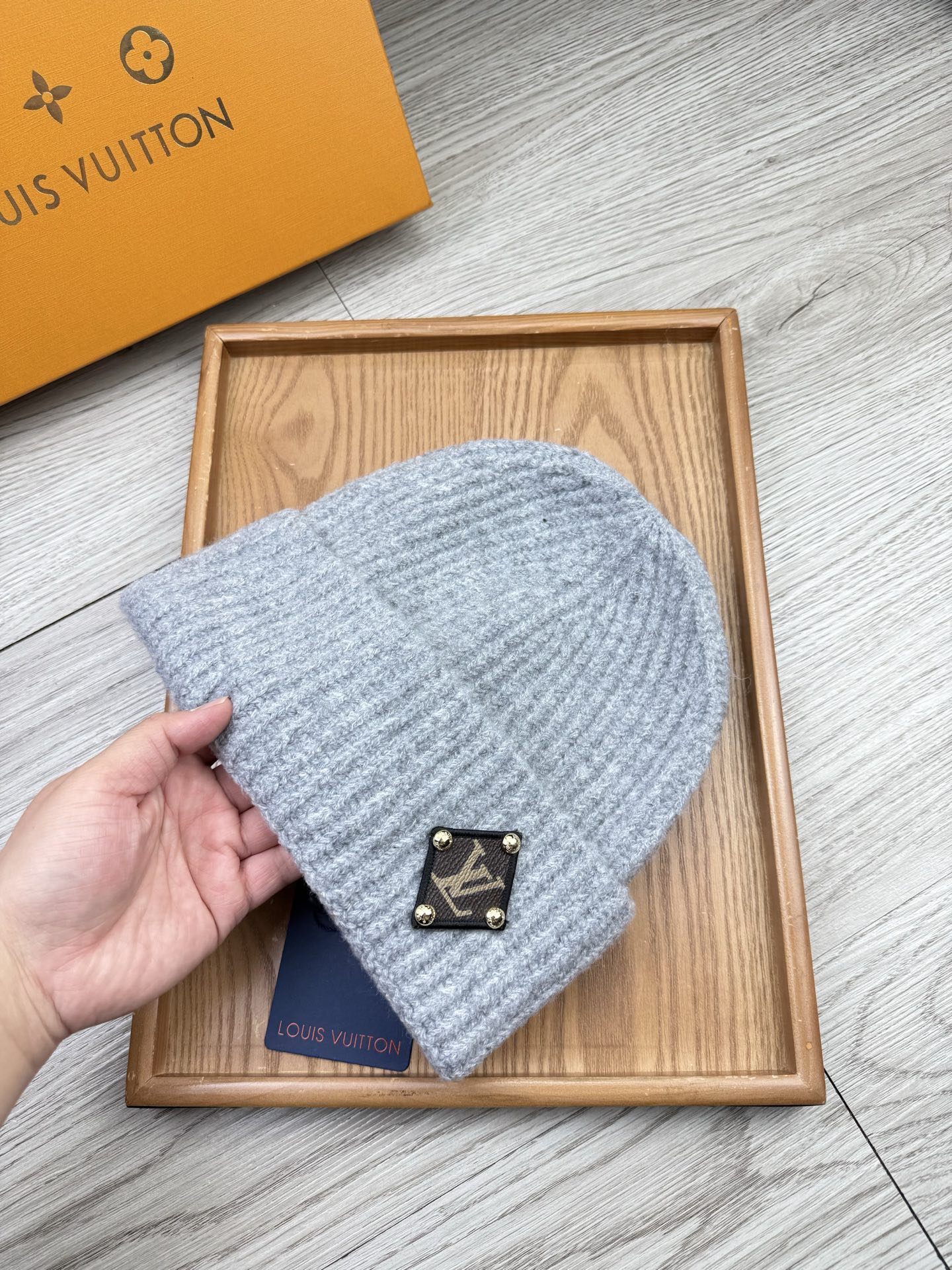 。L家。福利！【细毛线针织单帽】新款上架，特别实惠的一个系列帽子，面料：细毛线。密度紧致！毛线针织面料手