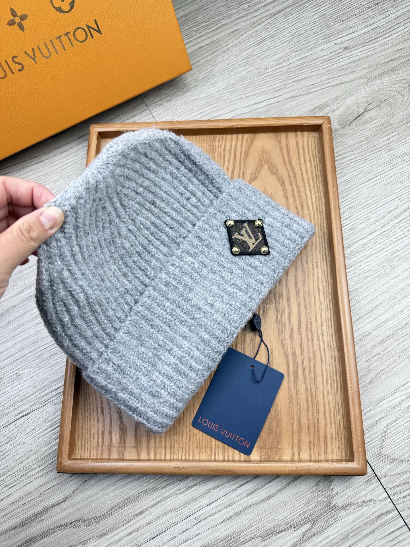 。L家。福利！【细毛线针织单帽】新款上架，特别实惠的一个系列帽子，面料：细毛线。密度紧致！毛线针织面料手