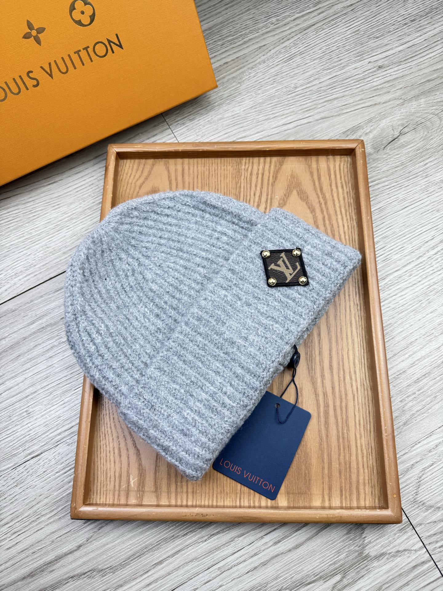 。L家。福利！【细毛线针织单帽】新款上架，特别实惠的一个系列帽子，面料：细毛线。密度紧致！毛线针织面料手