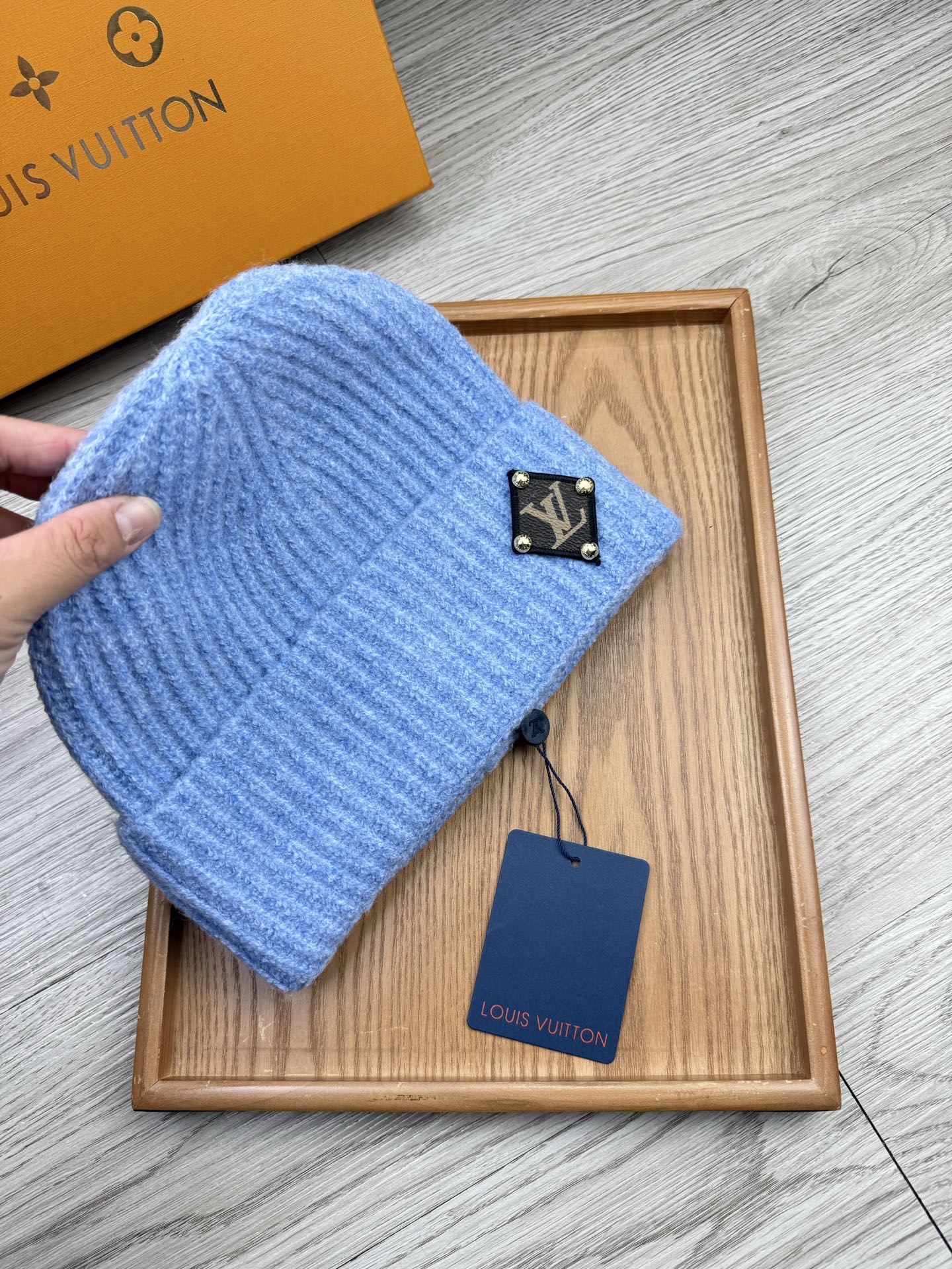 。L家。福利！【细毛线针织单帽】新款上架，特别实惠的一个系列帽子，面料：细毛线。密度紧致！毛线针织面料手