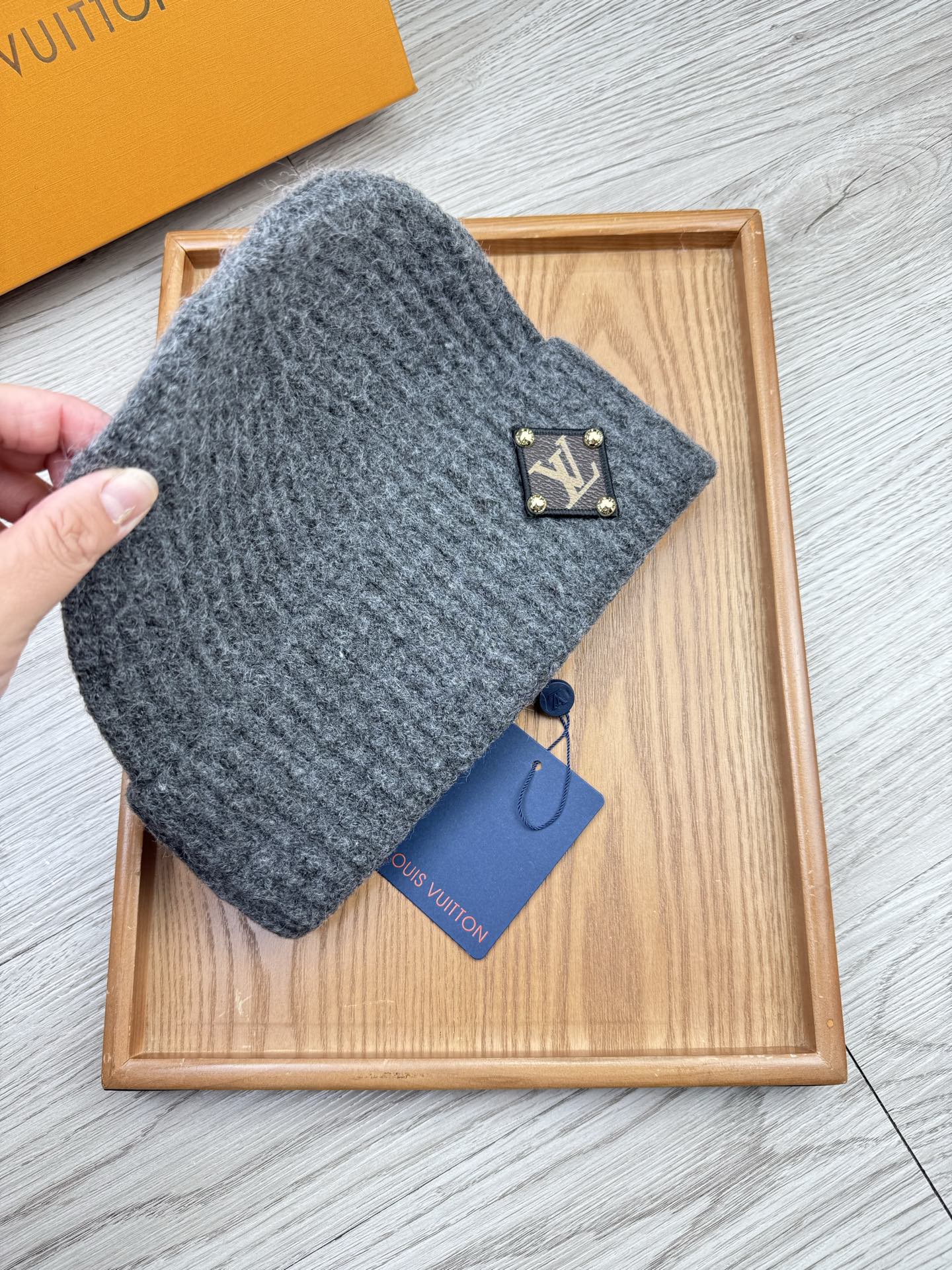 。L家。福利！【细毛线针织单帽】新款上架，特别实惠的一个系列帽子，面料：细毛线。密度紧致！毛线针织面料手