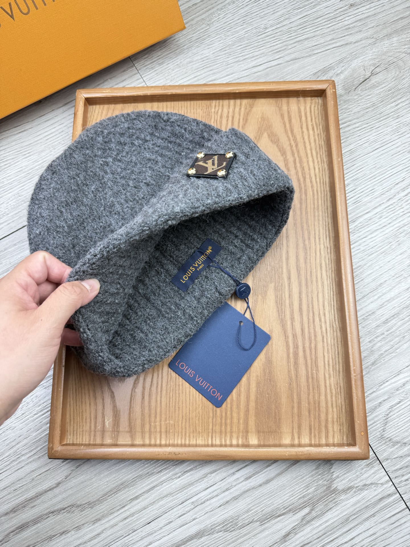 。L家。福利！【细毛线针织单帽】新款上架，特别实惠的一个系列帽子，面料：细毛线。密度紧致！毛线针织面料手