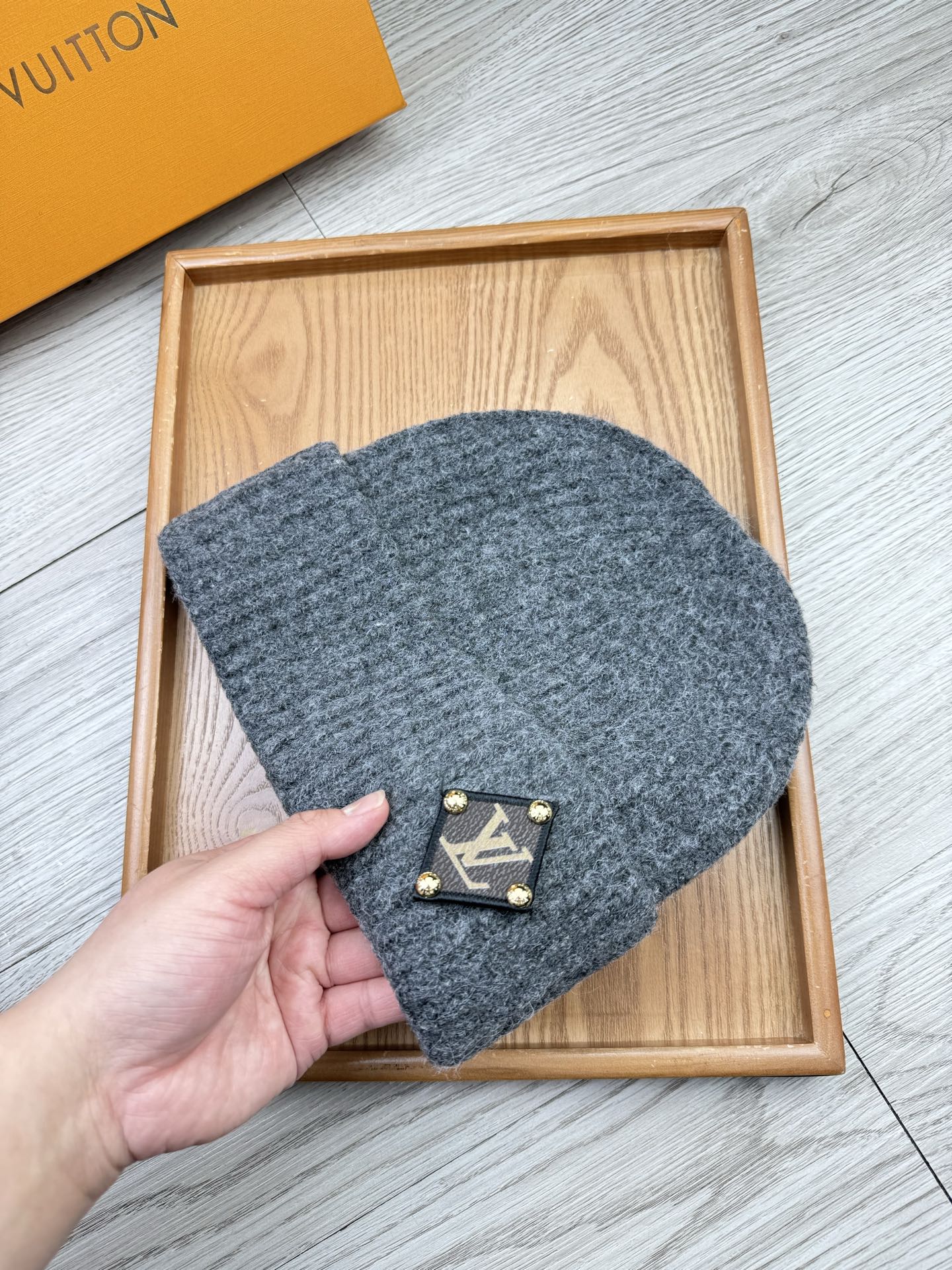 。L家。福利！【细毛线针织单帽】新款上架，特别实惠的一个系列帽子，面料：细毛线。密度紧致！毛线针织面料手