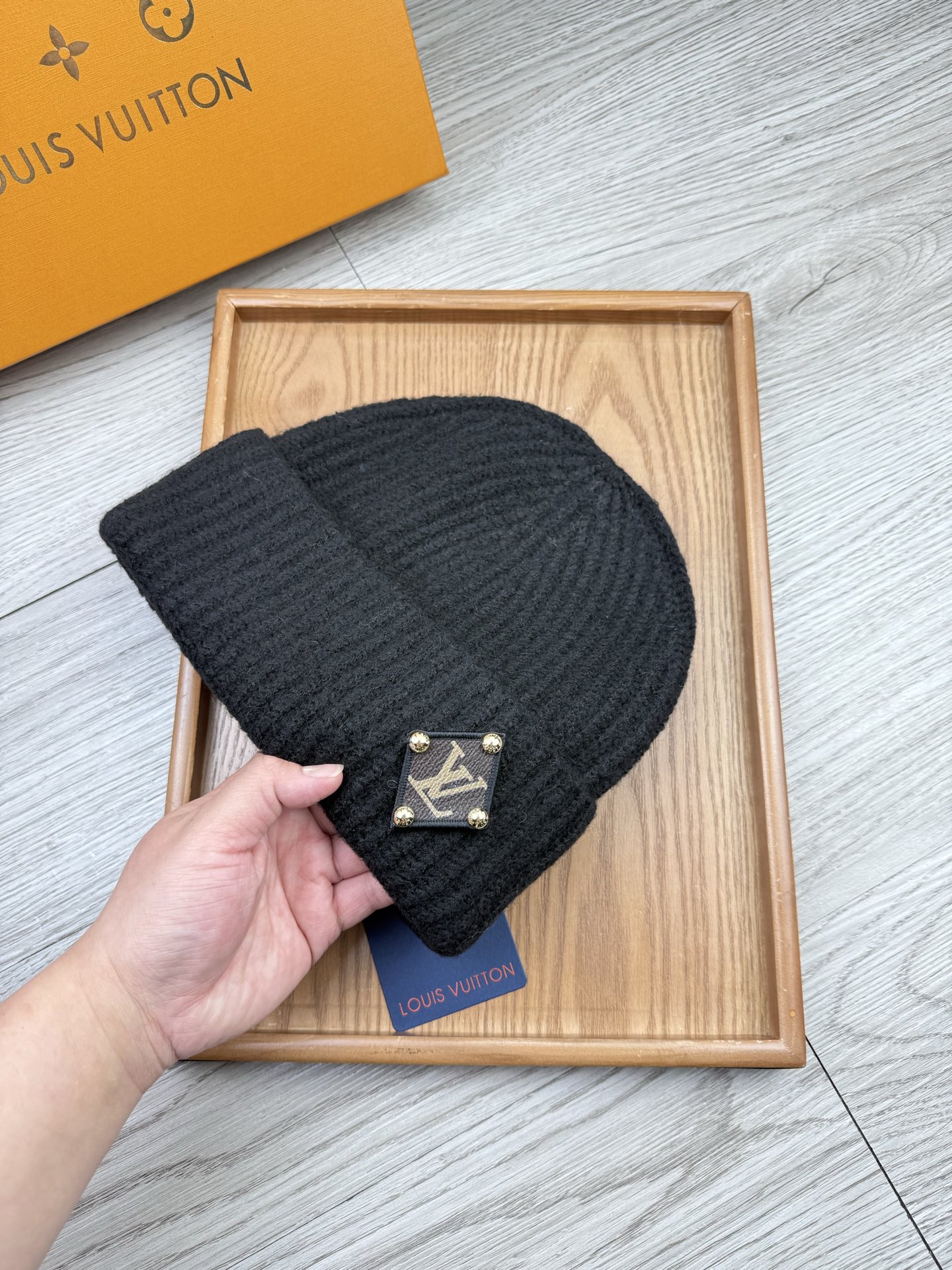 。L家。福利！【细毛线针织单帽】新款上架，特别实惠的一个系列帽子，面料：细毛线。密度紧致！毛线针织面料手