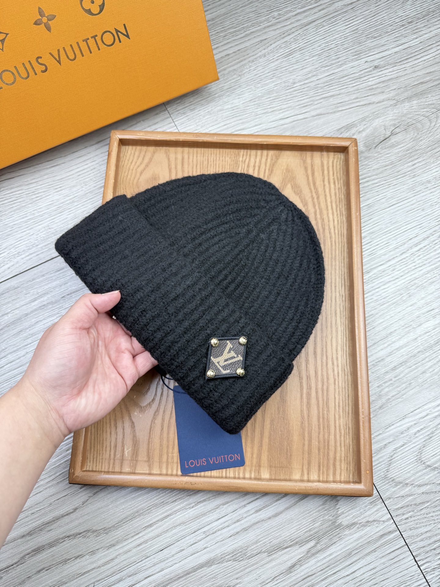 。L家。福利！【细毛线针织单帽】新款上架，特别实惠的一个系列帽子，面料：细毛线。密度紧致！毛线针织面料手