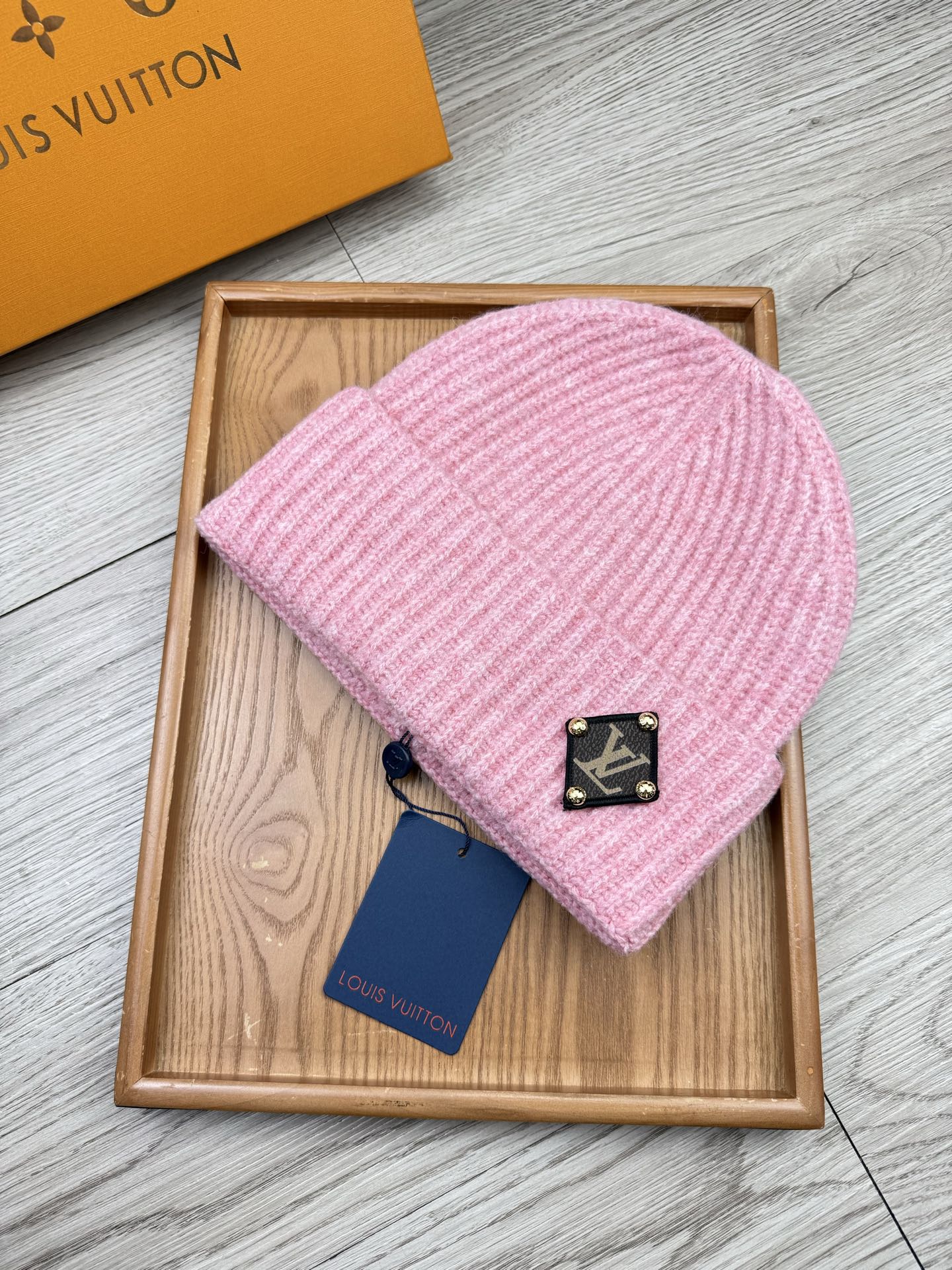 。L家。福利！【细毛线针织单帽】新款上架，特别实惠的一个系列帽子，面料：细毛线。密度紧致！毛线针织面料手