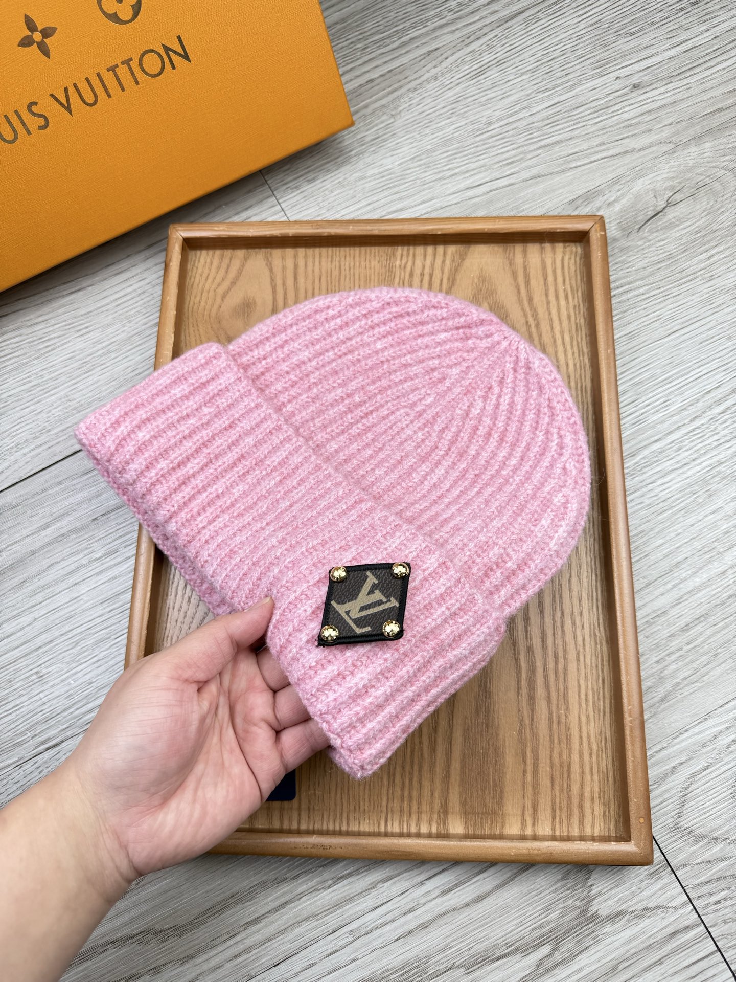 。L家。福利！【细毛线针织单帽】新款上架，特别实惠的一个系列帽子，面料：细毛线。密度紧致！毛线针织面料手