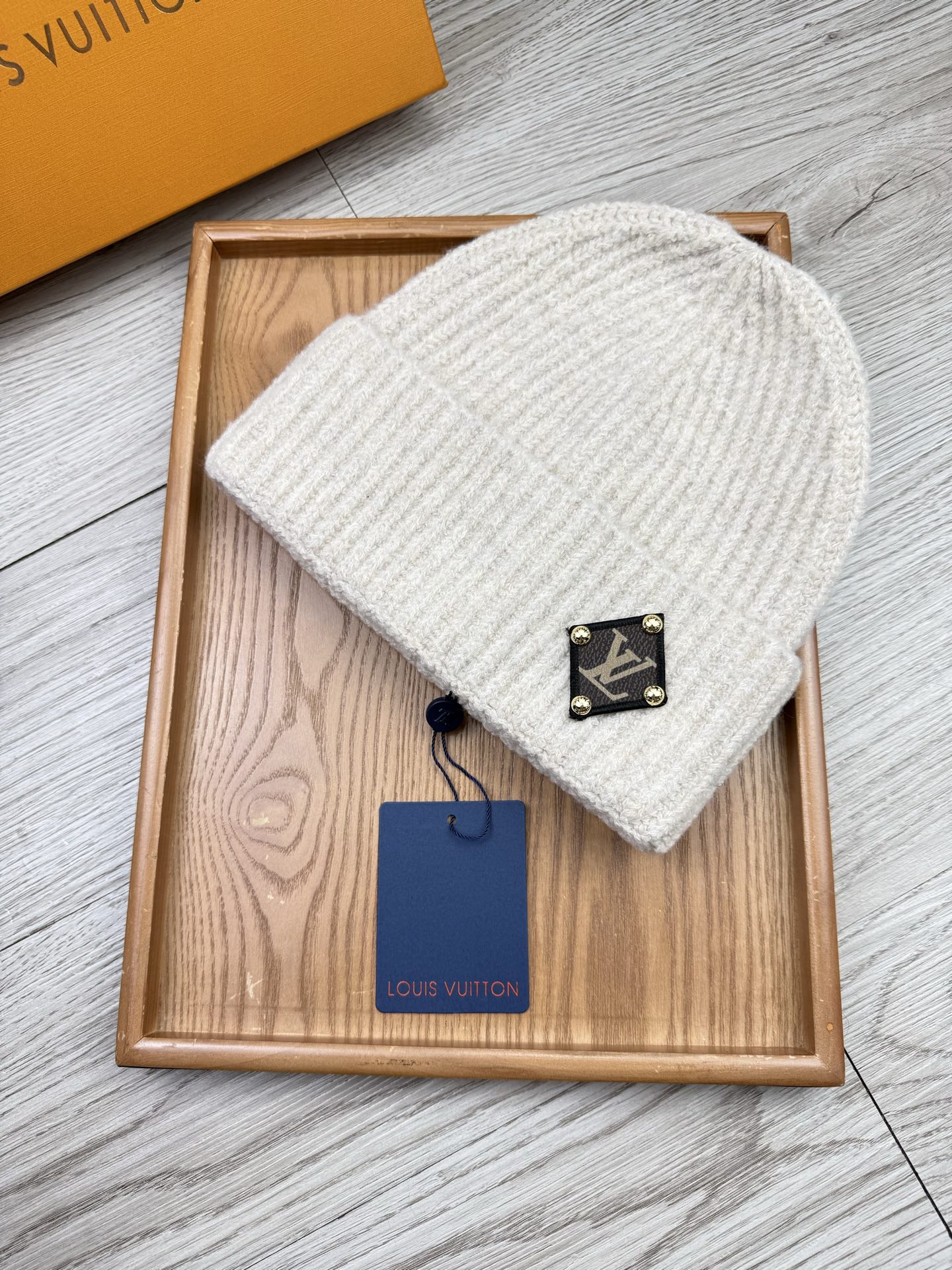 。L家。福利！【细毛线针织单帽】新款上架，特别实惠的一个系列帽子，面料：细毛线。密度紧致！毛线针织面料手