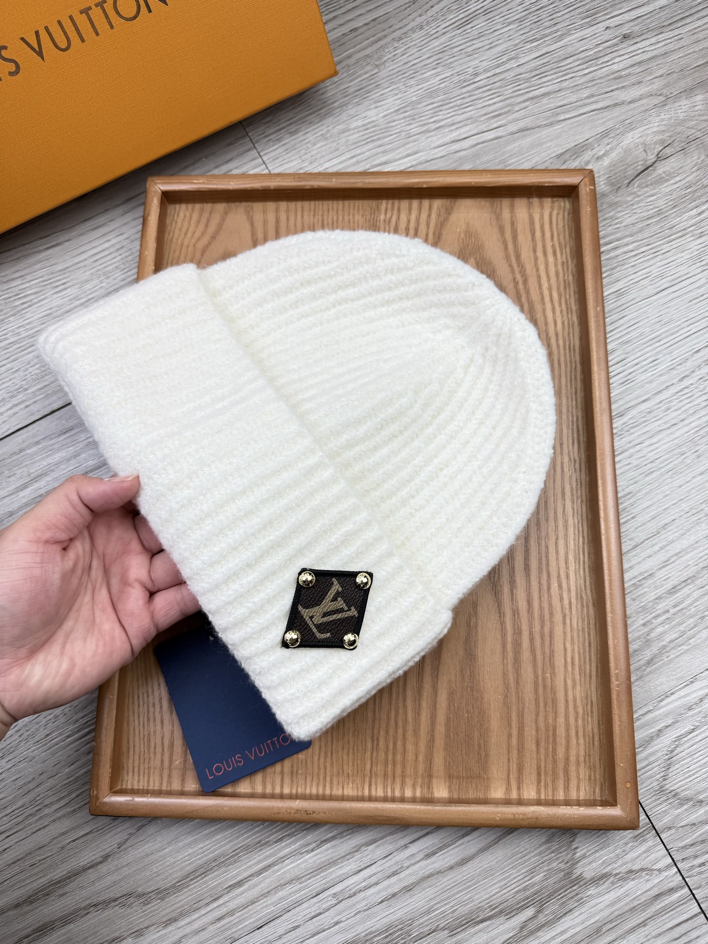 。L家。福利！【细毛线针织单帽】新款上架，特别实惠的一个系列帽子，面料：细毛线。密度紧致！毛线针织面料手