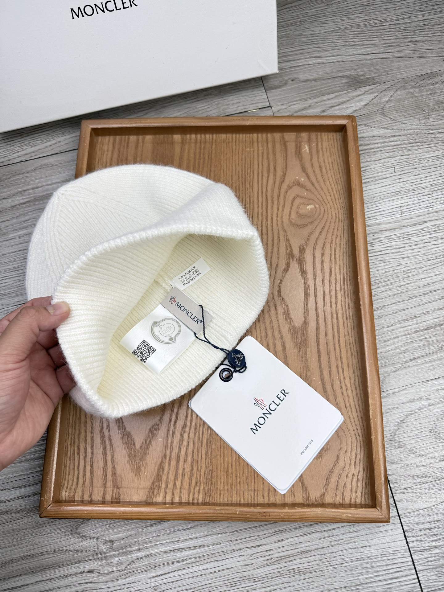 。蒙口。福利！【细毛线针织单帽】新款上架，特别实惠的一个系列帽子，面料：细毛线。密度紧致！毛线针织面料手