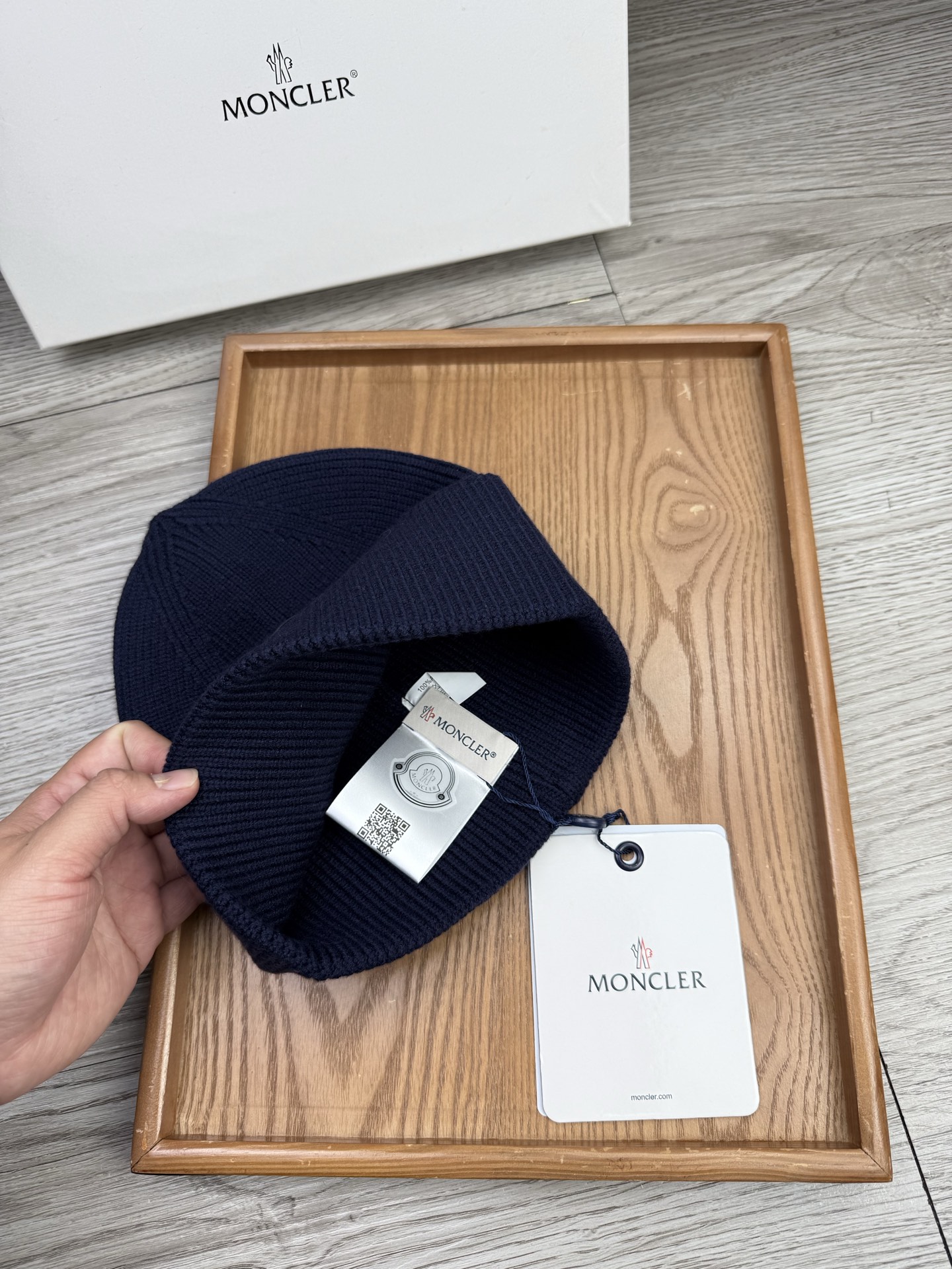 。蒙口。福利！【细毛线针织单帽】新款上架，特别实惠的一个系列帽子，面料：细毛线。密度紧致！毛线针织面料手