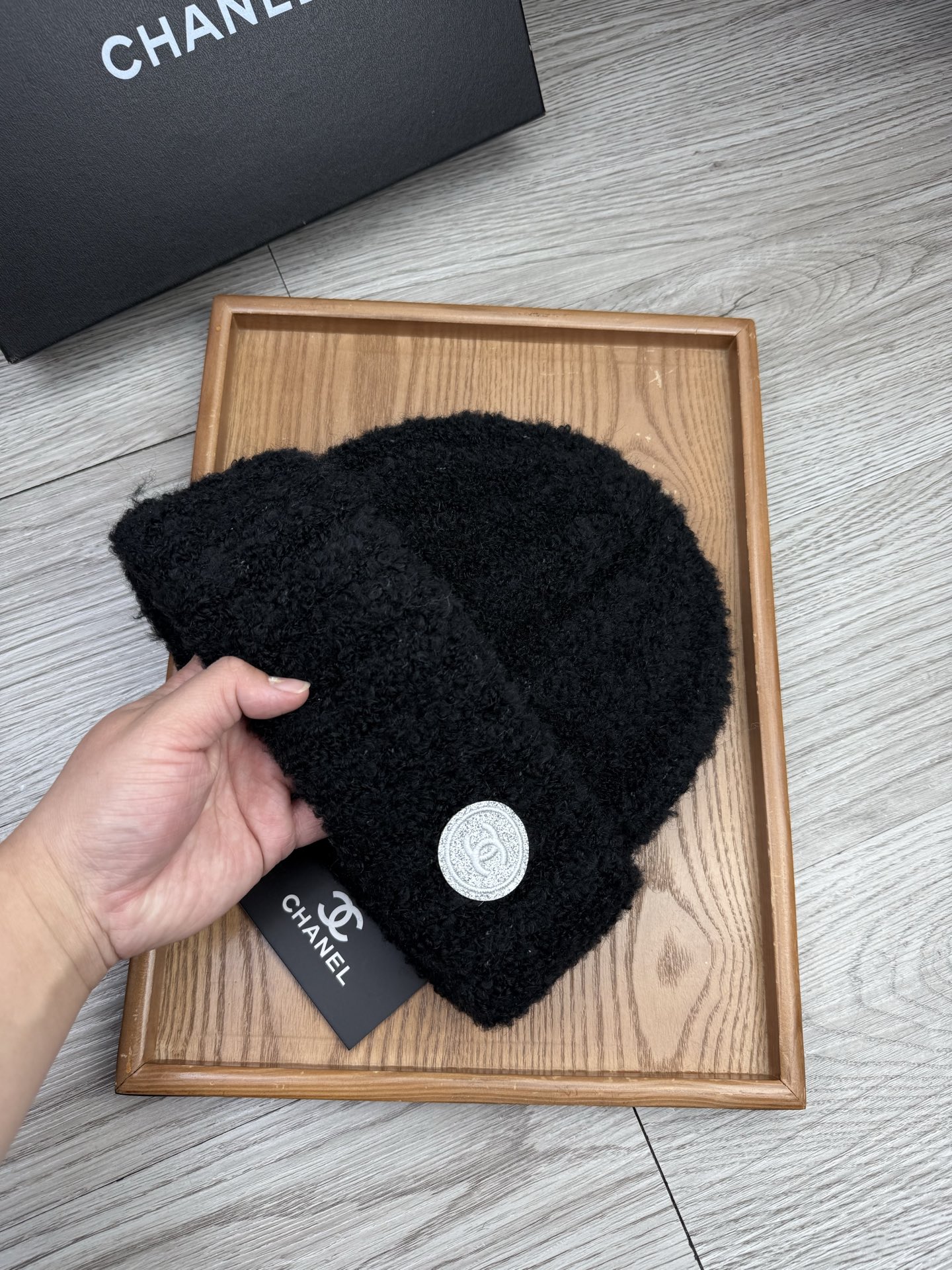 。C家。福利！【细毛线针织单帽】新款上架，特别实惠的一个系列帽子，面料：细毛线。密度紧致！毛线针织面料手