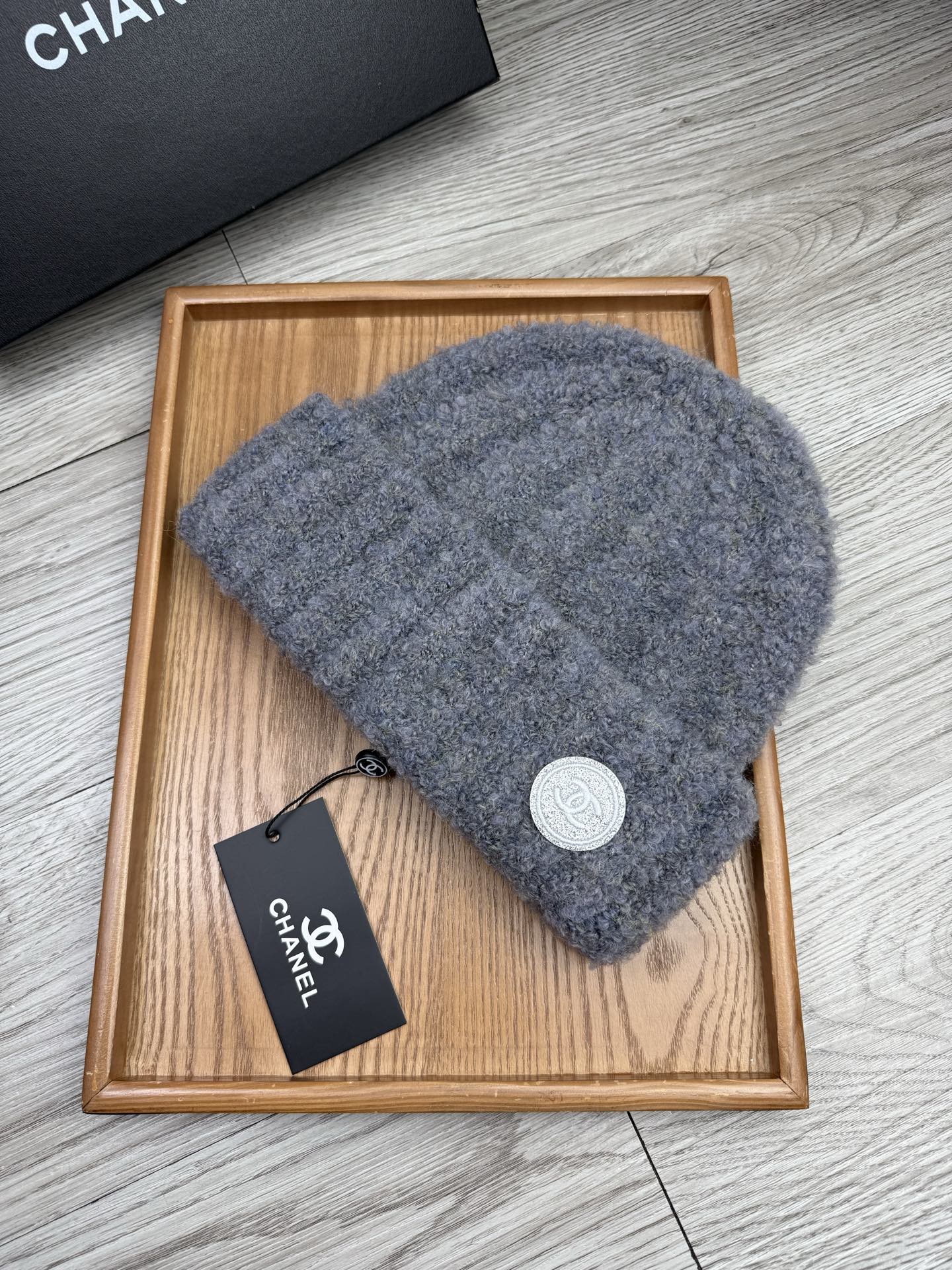 。C家。福利！【细毛线针织单帽】新款上架，特别实惠的一个系列帽子，面料：细毛线。密度紧致！毛线针织面料手