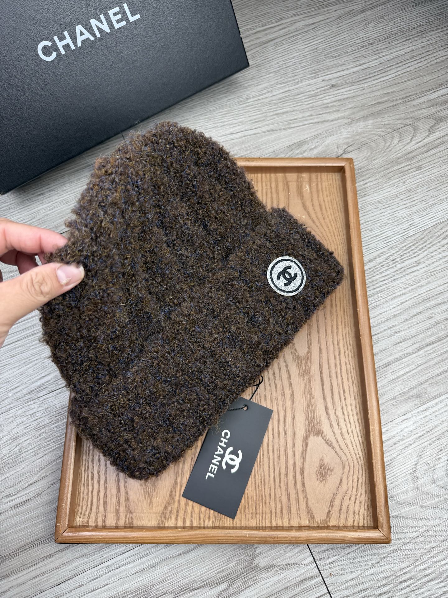 。C家。福利！【细毛线针织单帽】新款上架，特别实惠的一个系列帽子，面料：细毛线。密度紧致！毛线针织面料手