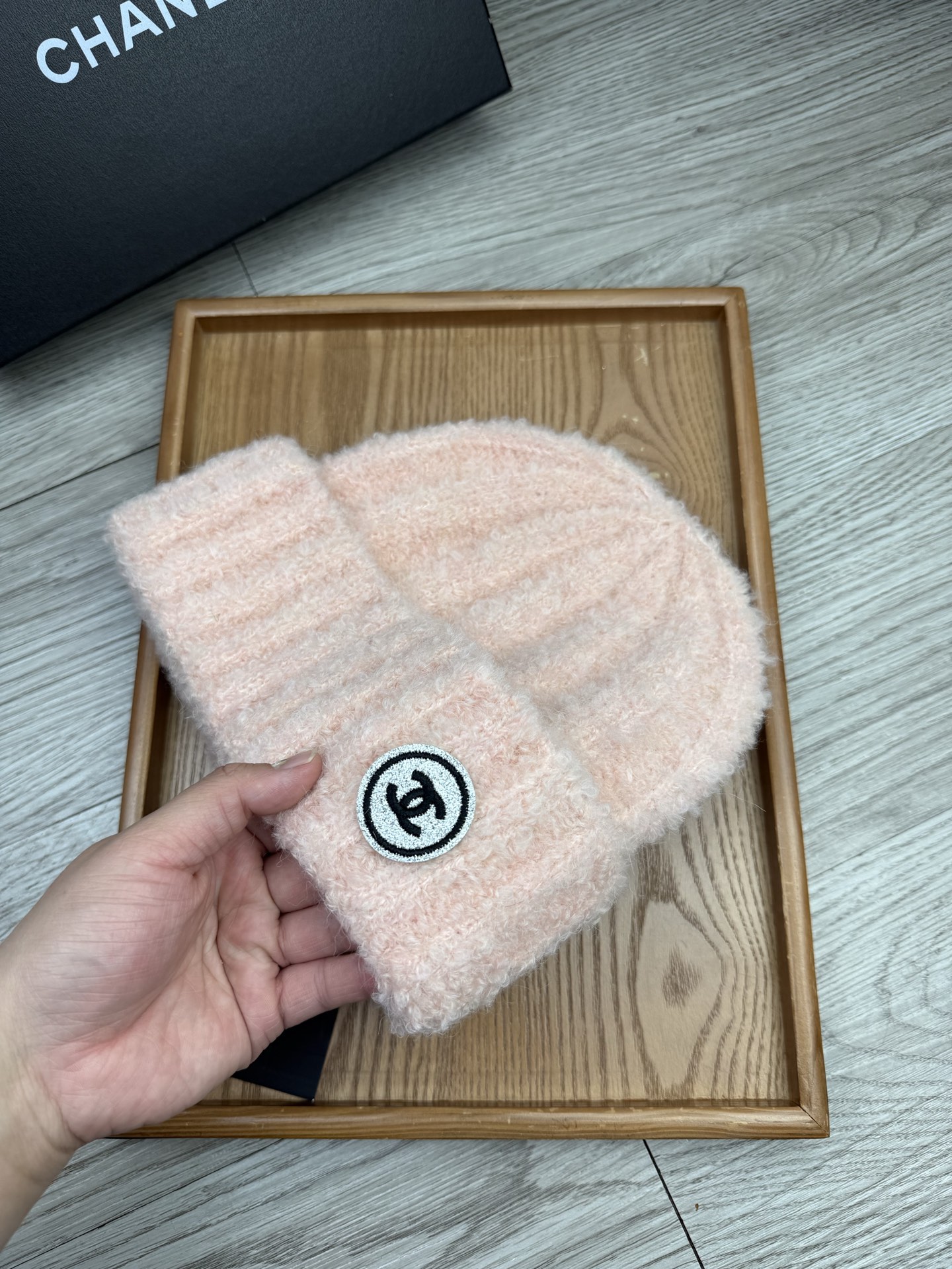 。C家。福利！【细毛线针织单帽】新款上架，特别实惠的一个系列帽子，面料：细毛线。密度紧致！毛线针织面料手