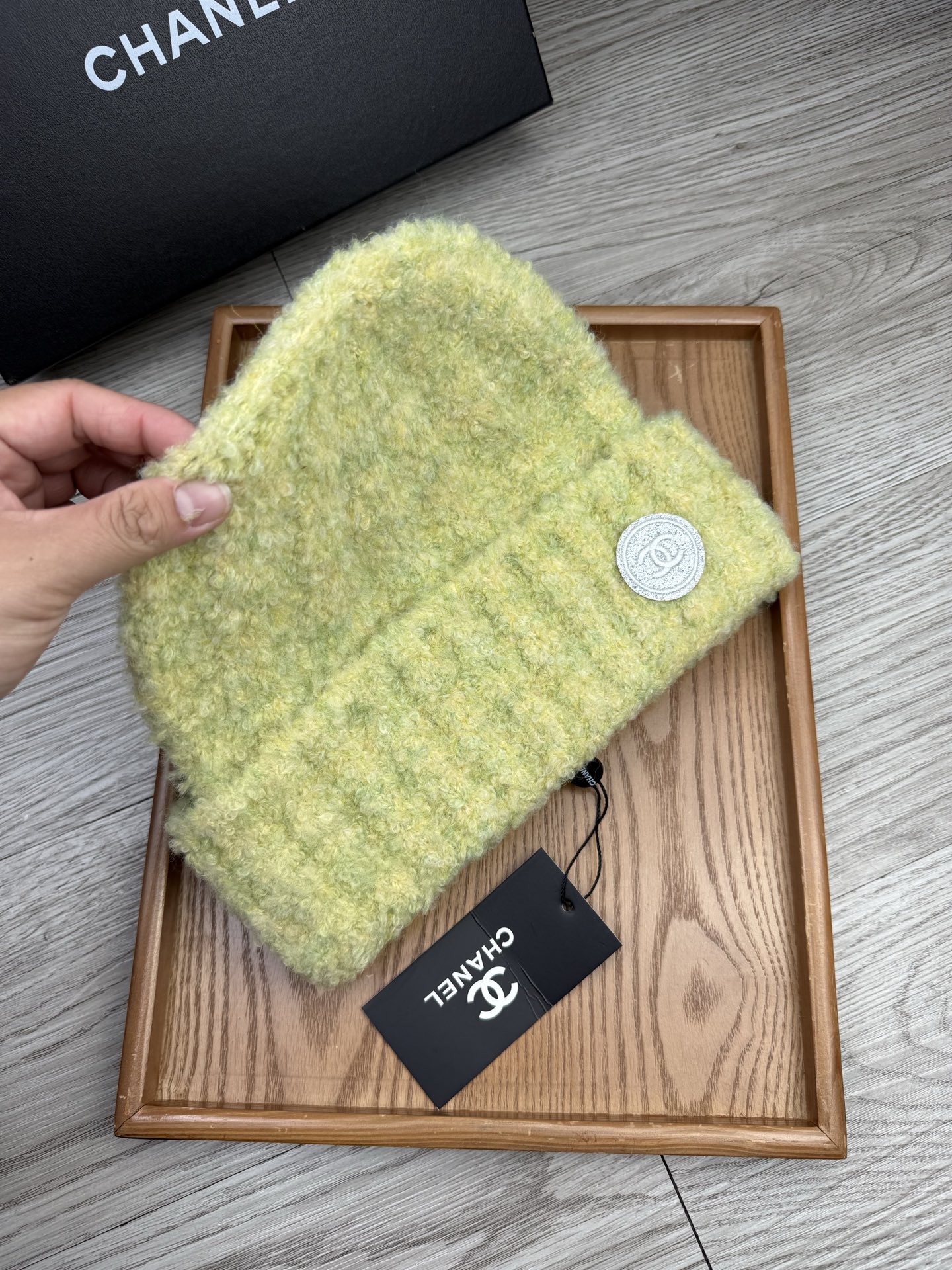 。C家。福利！【细毛线针织单帽】新款上架，特别实惠的一个系列帽子，面料：细毛线。密度紧致！毛线针织面料手